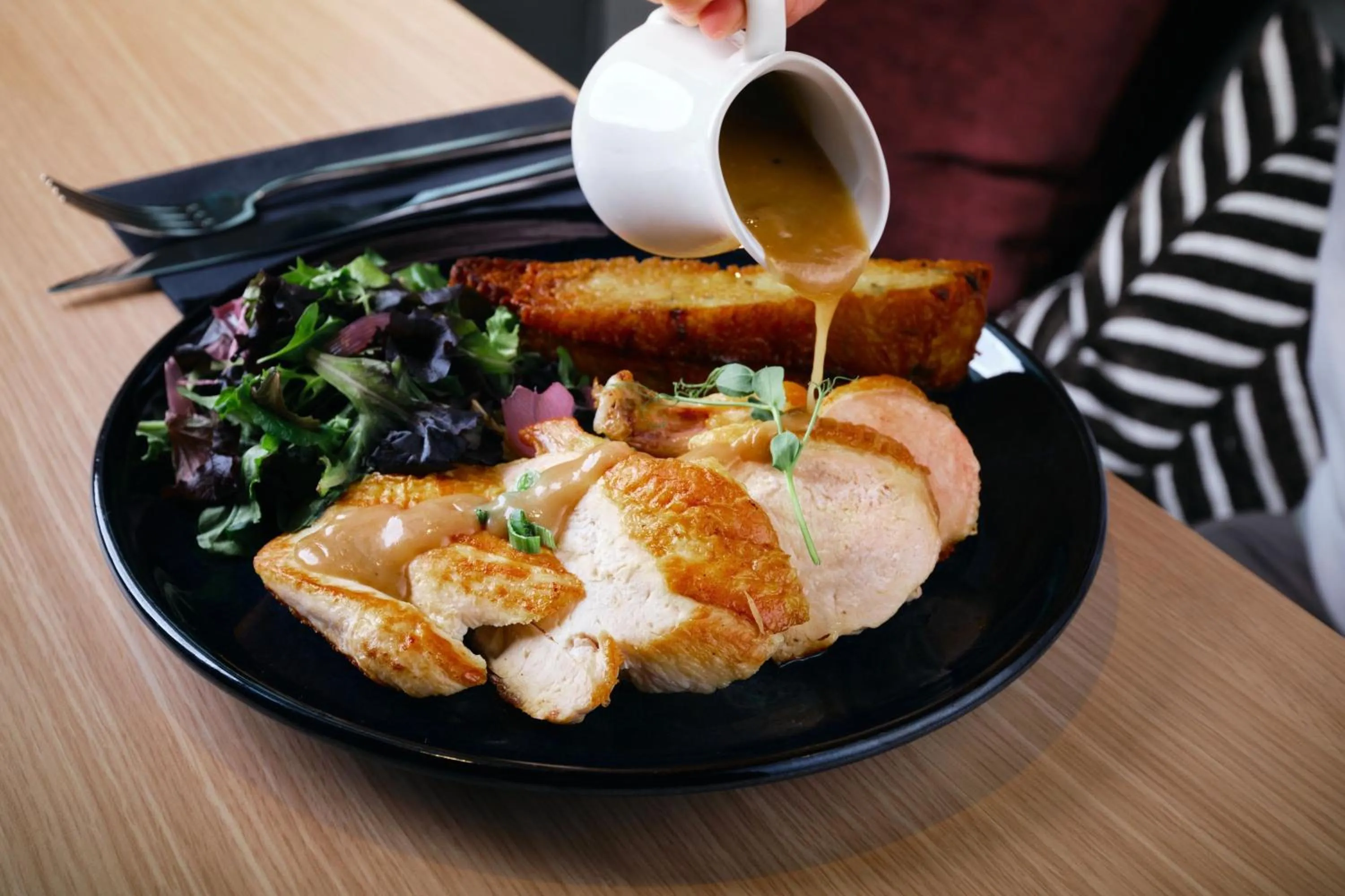 Restaurant/places to eat in Moxy Paris Val d'Europe