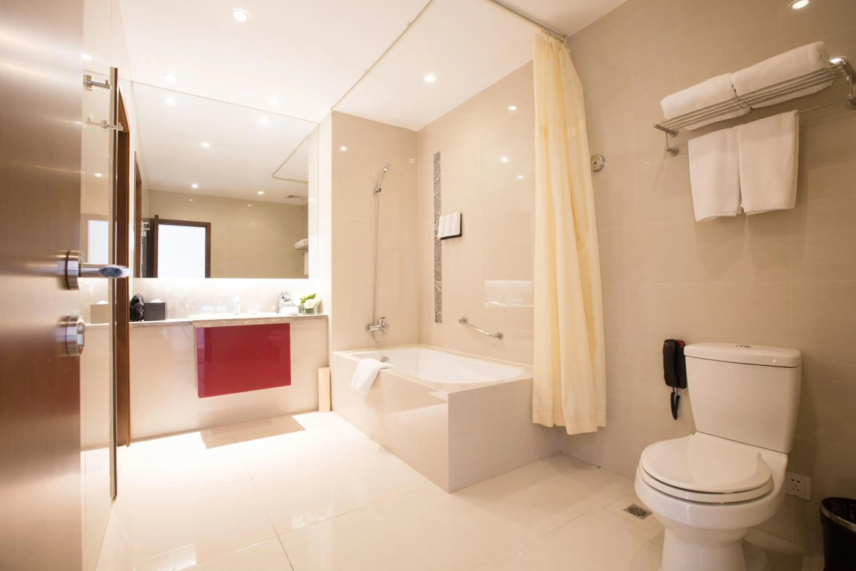 Shower in Modena By Fraser New District Wuxi