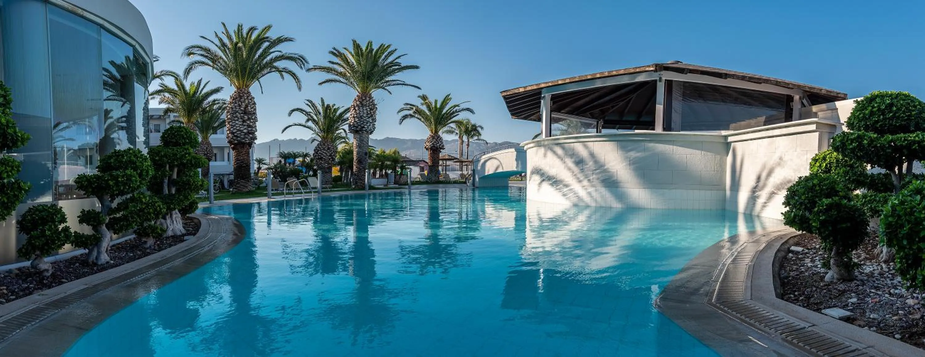 Swimming pool in SANDY BEACH