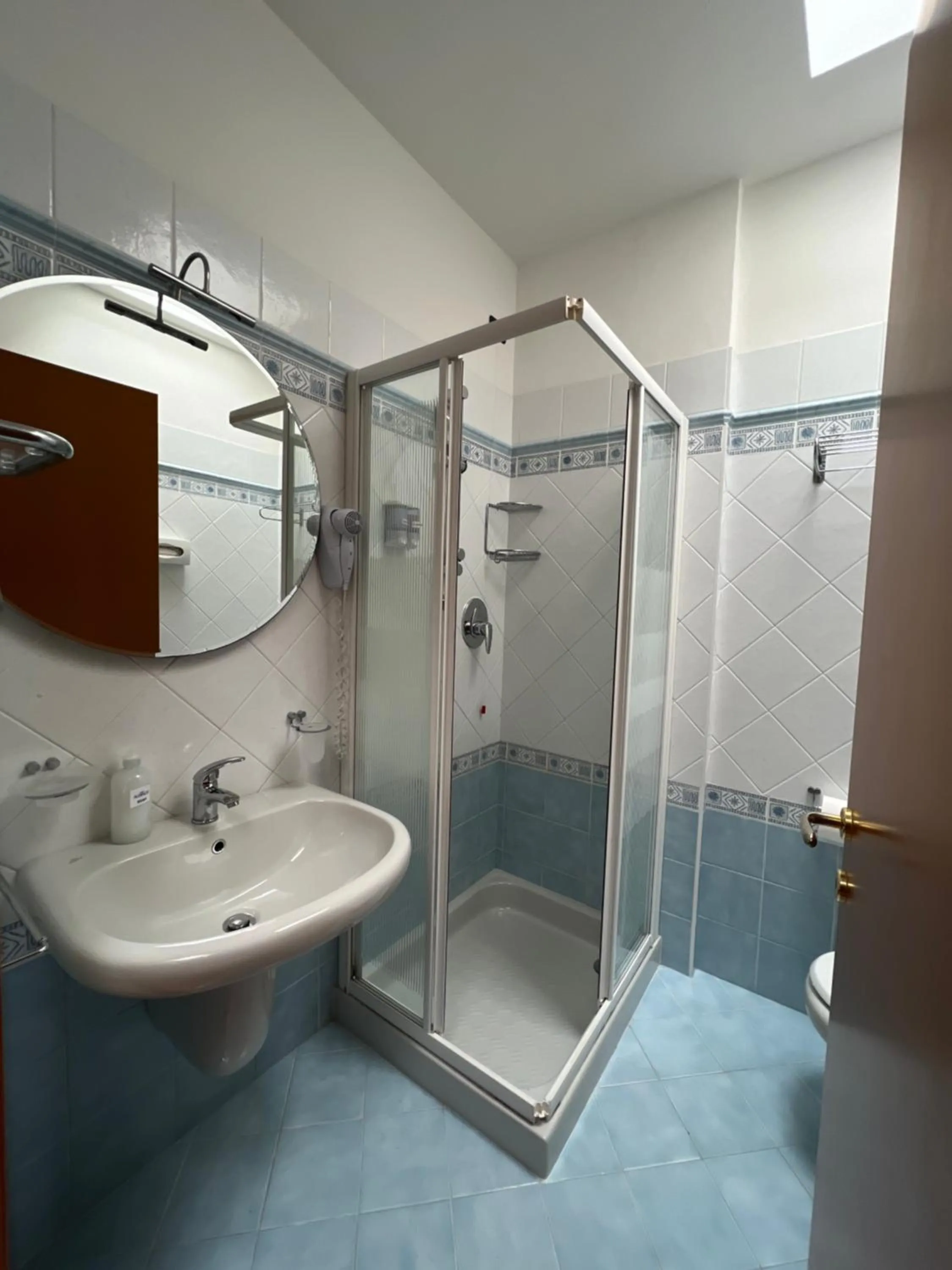 Shower in Hotel Alemagna Bed&Breakfast Bibione Lido del Sole
