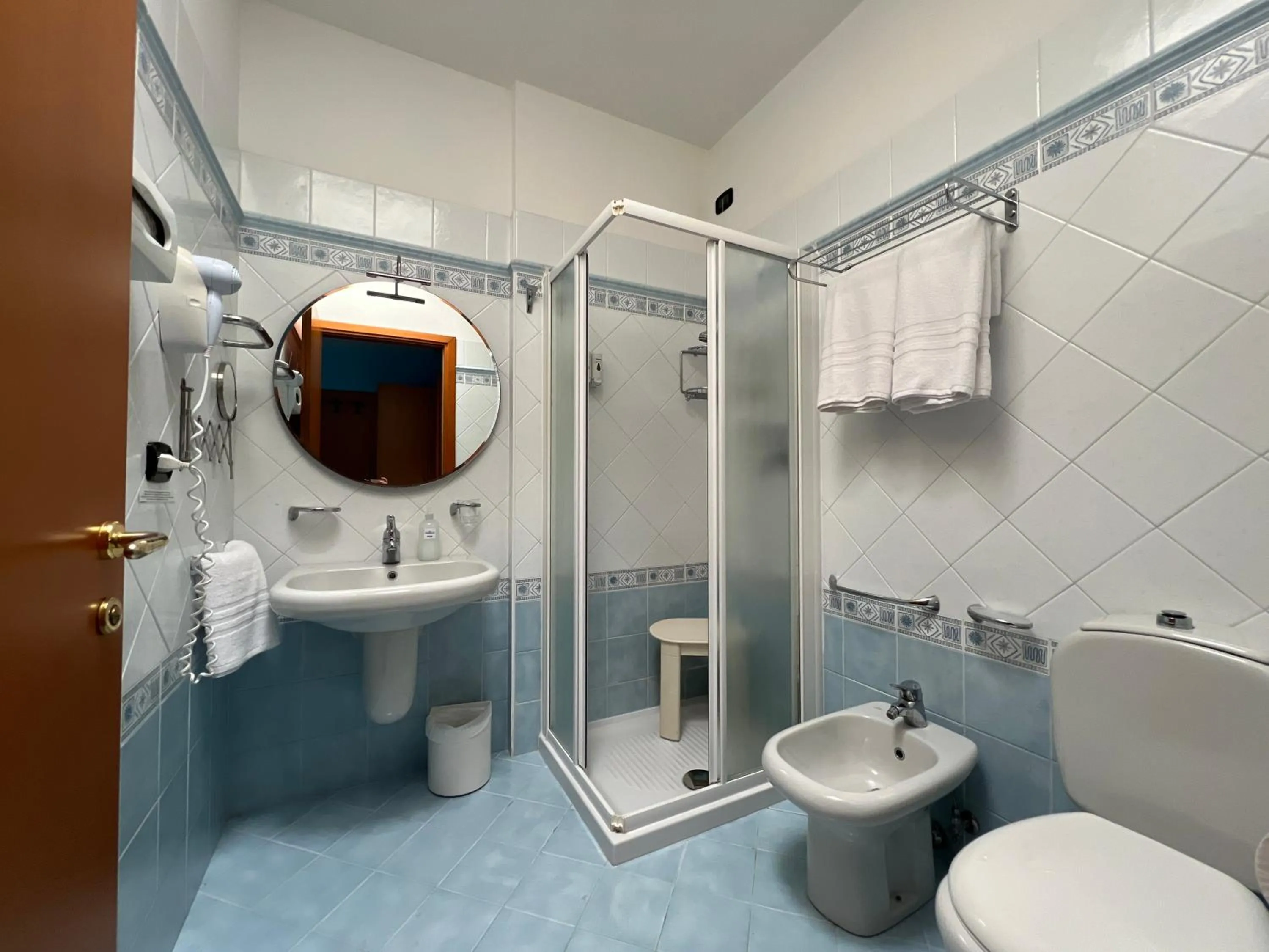 Shower in Hotel Alemagna Bed&Breakfast Bibione Lido del Sole