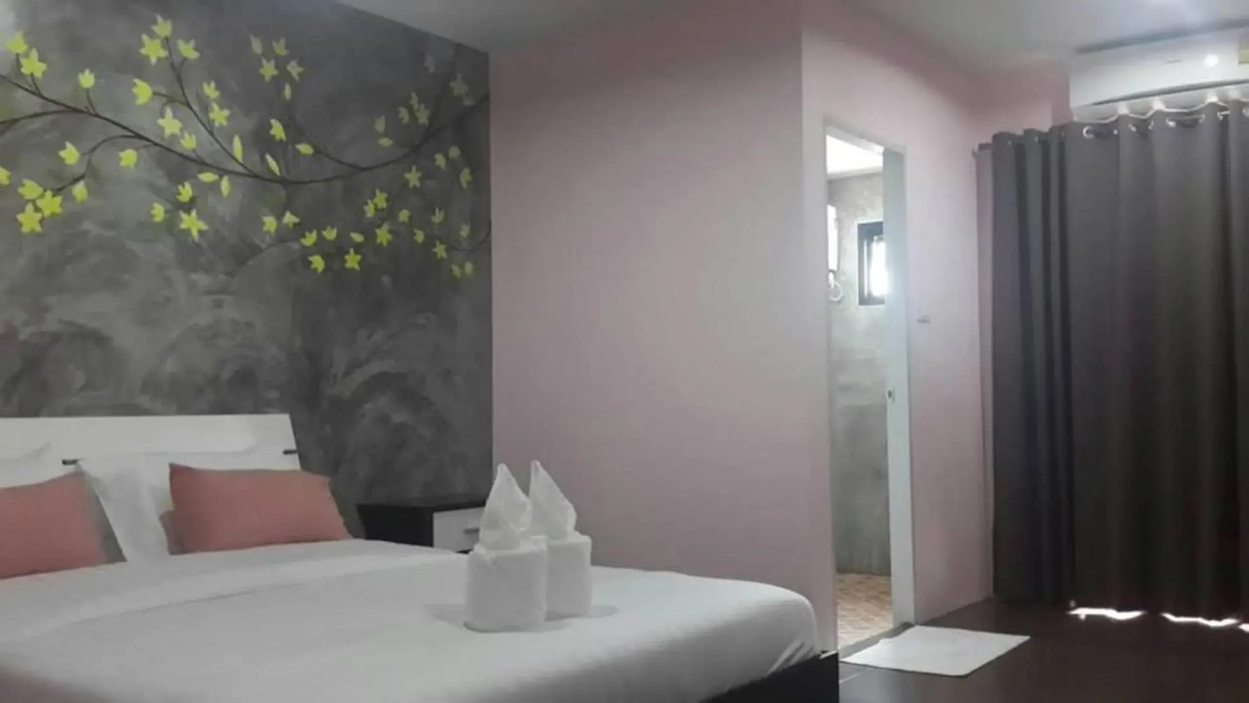 Photo of the whole room, Bed in Nalin Place Photo of the whole room, Bed in Nalin Place