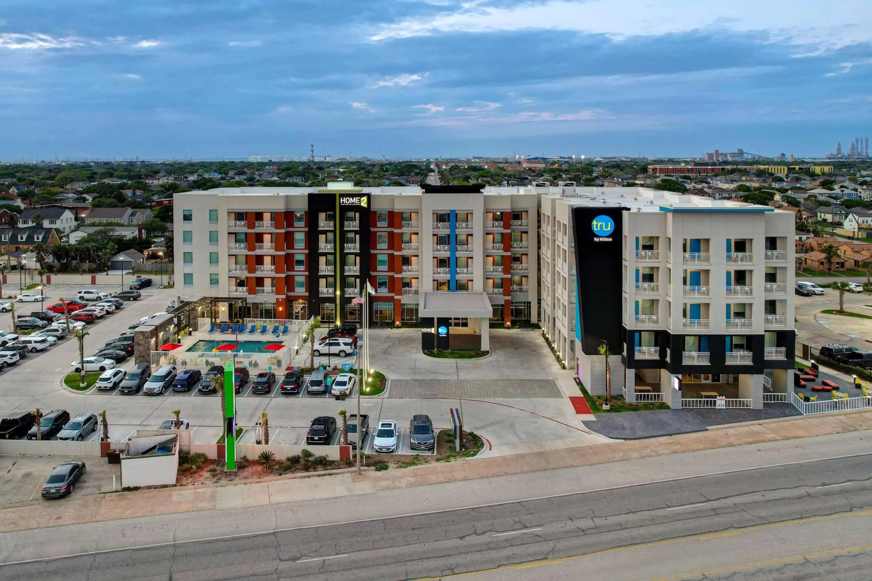 Property building in Tru By Hilton Galveston, Tx