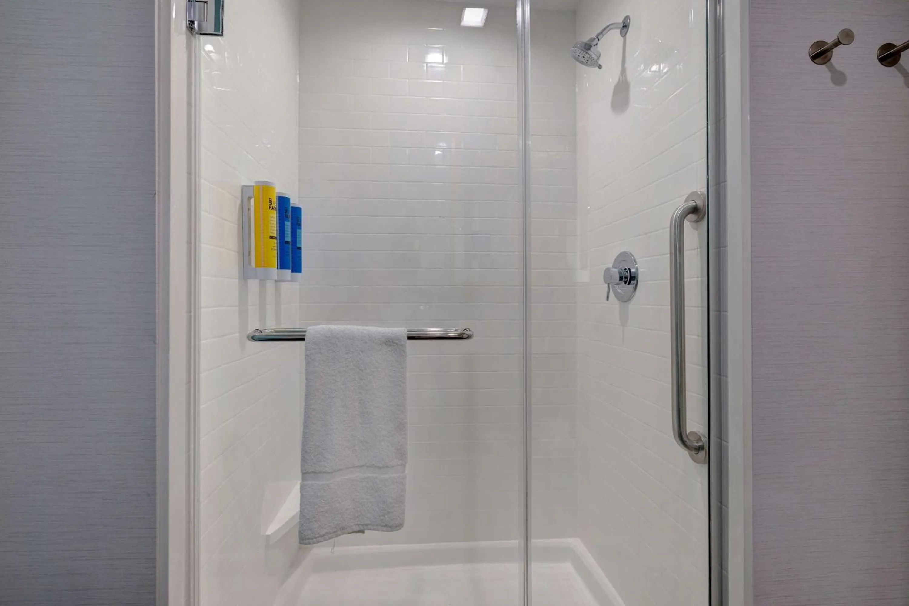 Bathroom in Tru By Hilton Galveston, Tx