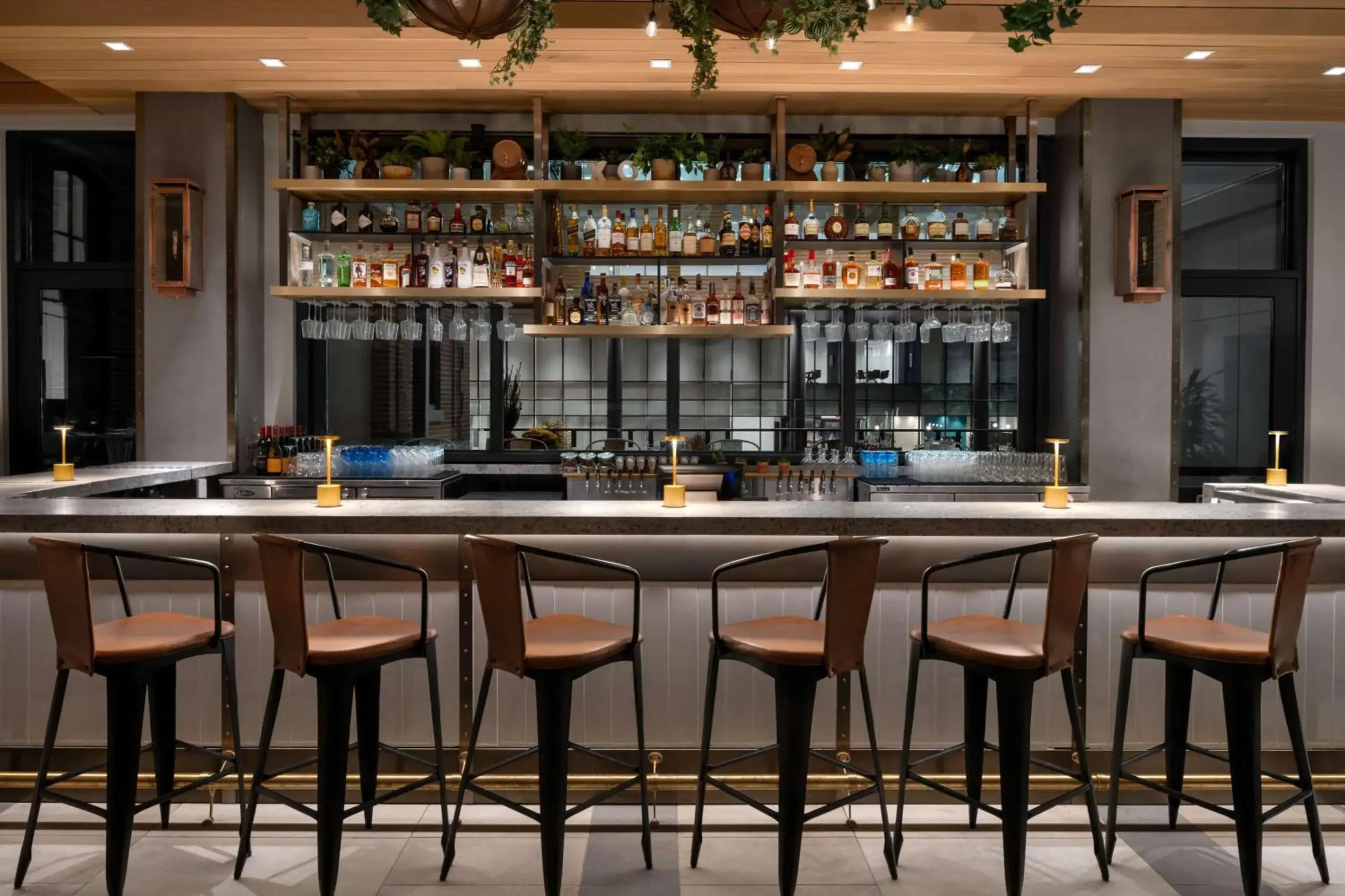 Lounge or bar in Hotel West & Main Conshohocken, Tapestry Collection Hilton Lounge or bar in Hotel West & Main Conshohocken, Tapestry Collection Hilton