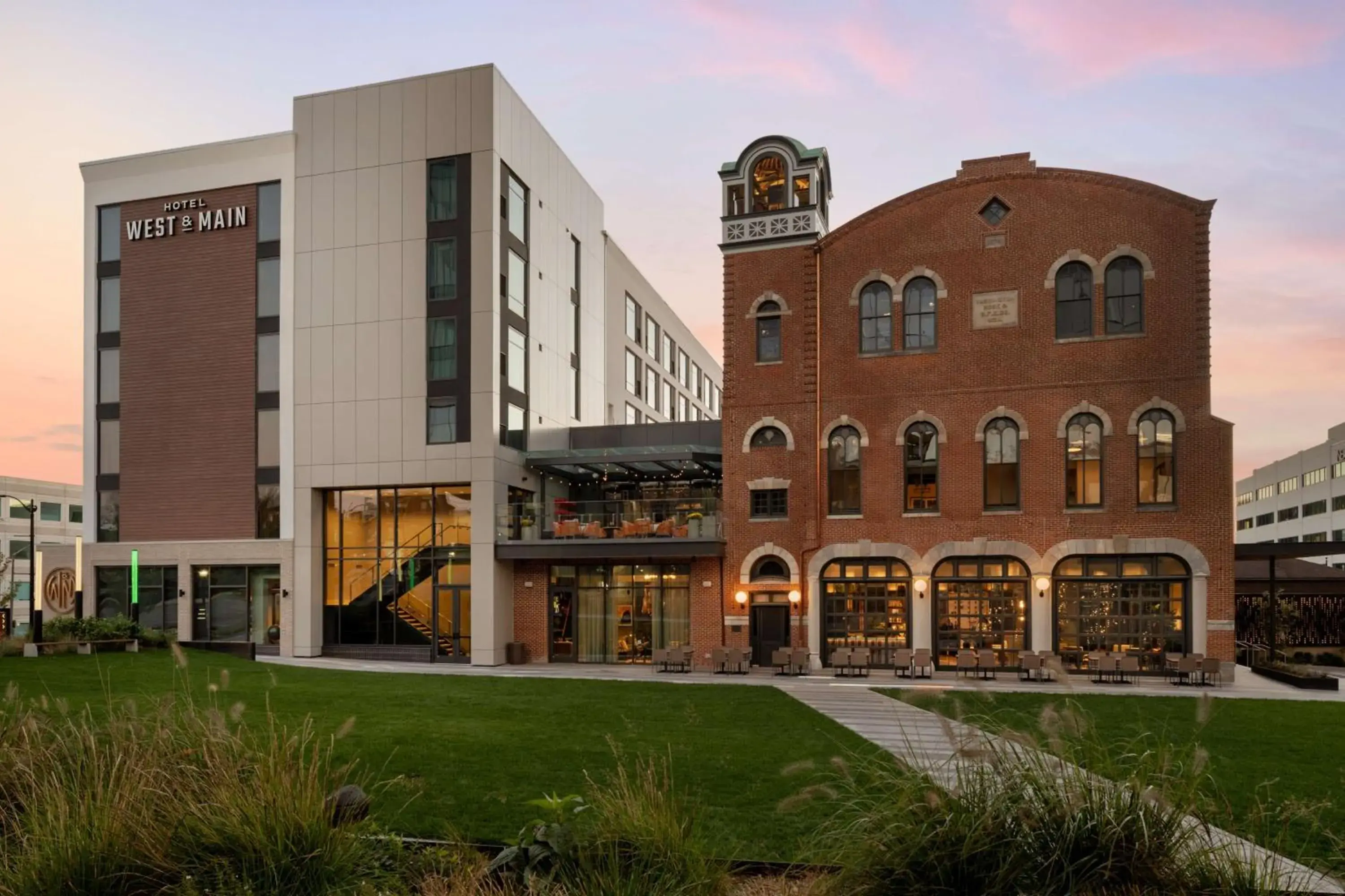 Property building in Hotel West & Main Conshohocken, Tapestry Collection Hilton Property building in Hotel West & Main Conshohocken, Tapestry Collection Hilton