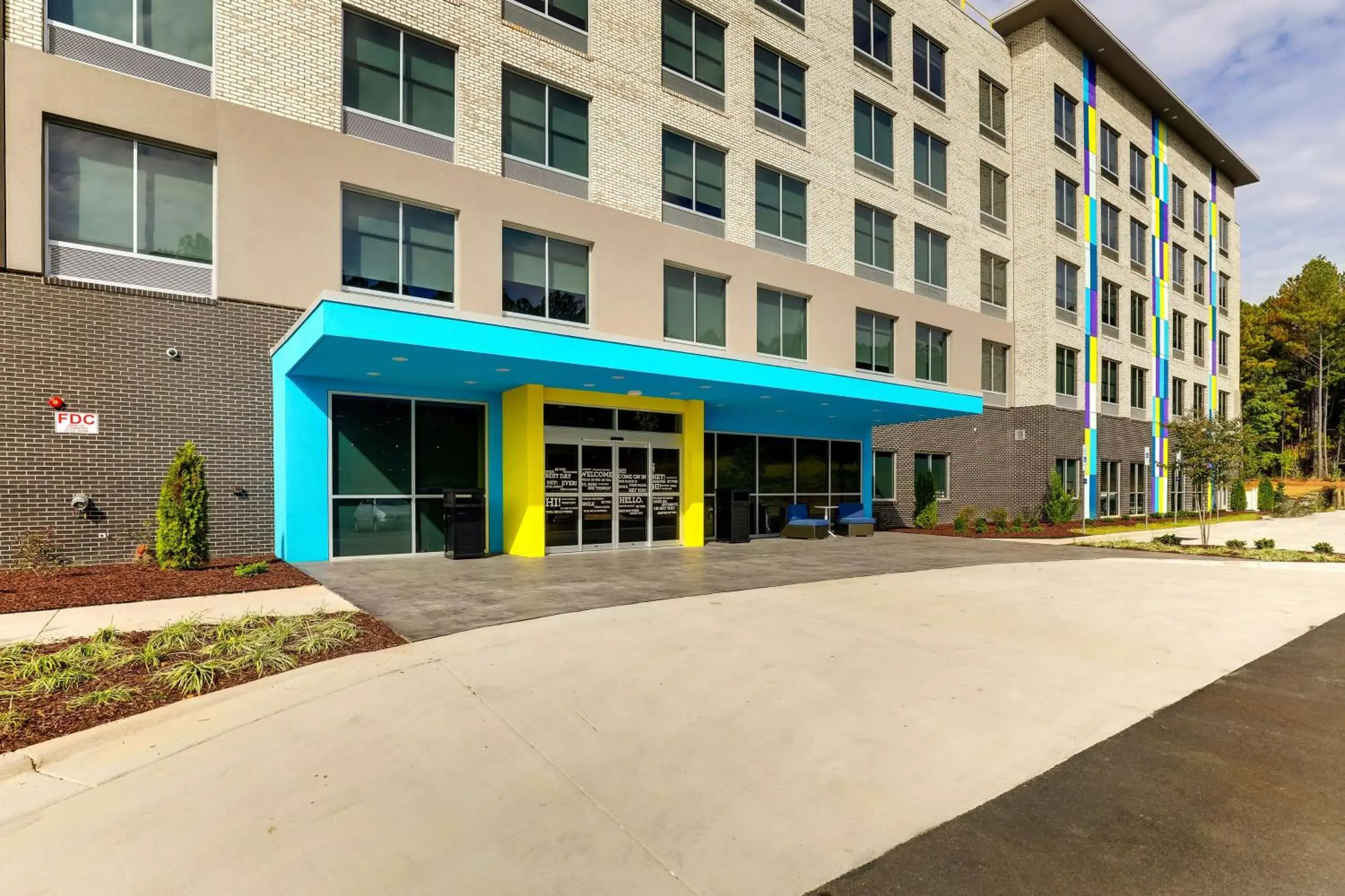 Property building in Tru By Hilton Raleigh Garner Property building in Tru By Hilton Raleigh Garner