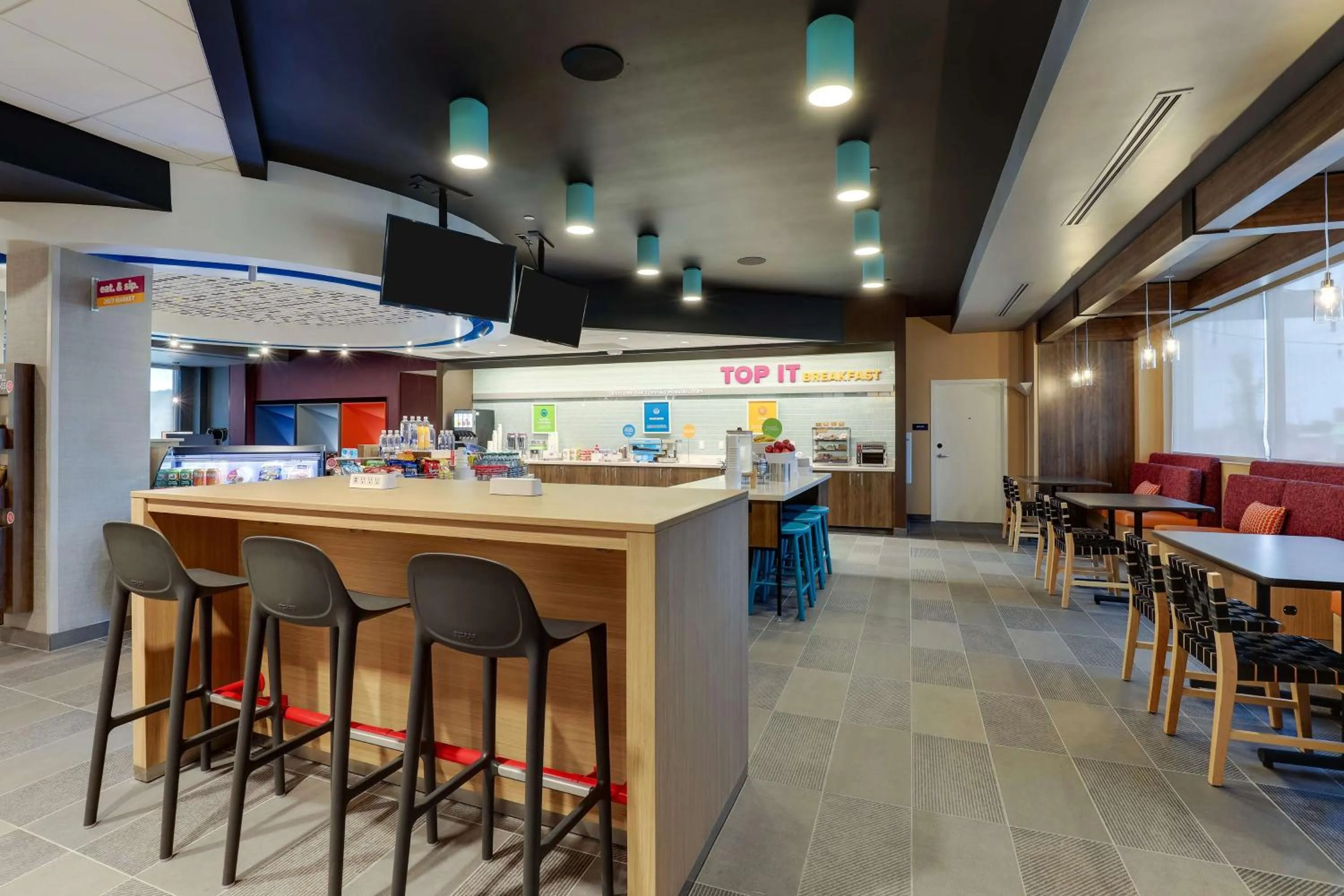 Breakfast in Tru By Hilton Raleigh Garner