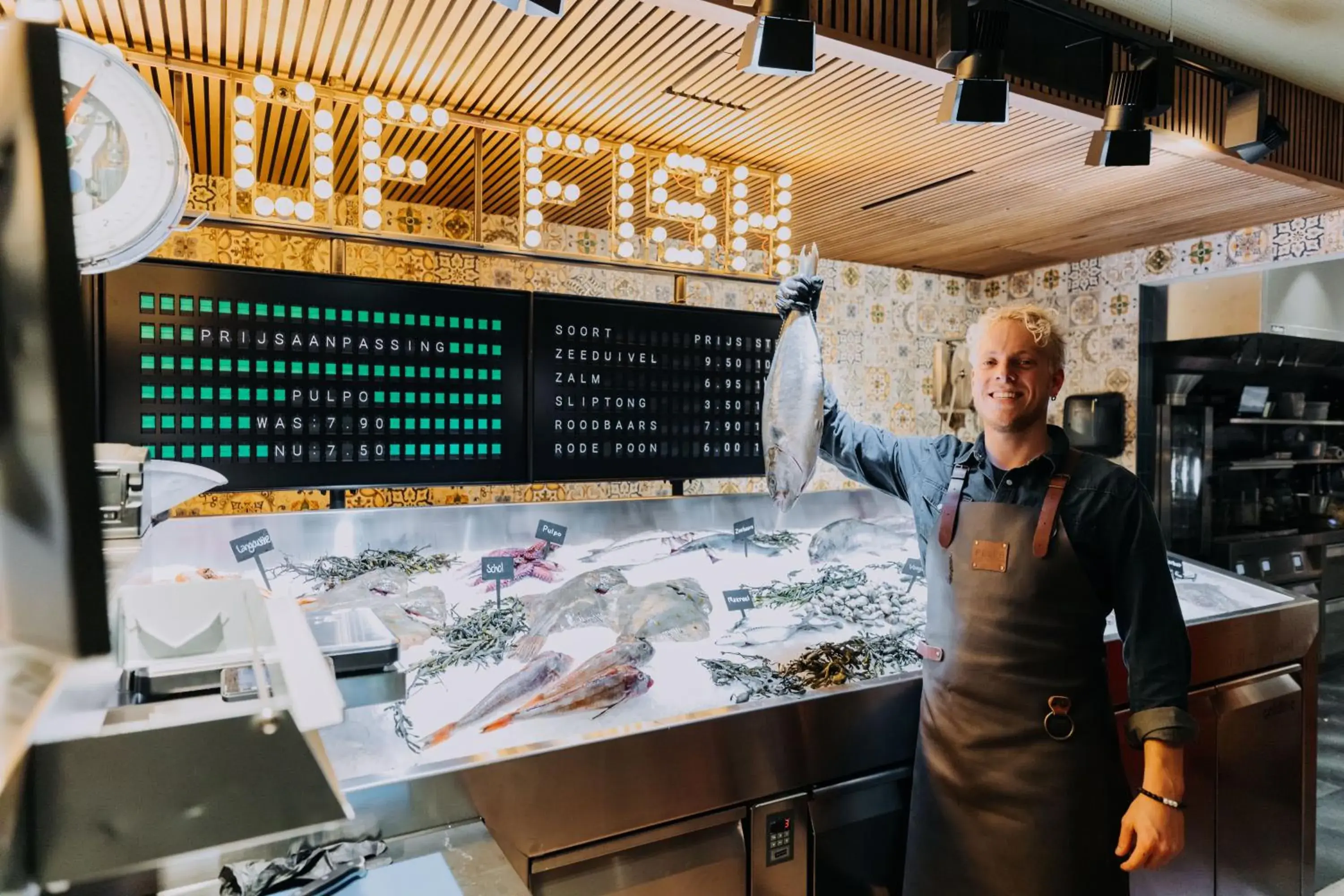 Restaurant/places to eat in Motto By Hilton Rotterdam Blaak Restaurant/places to eat in Motto By Hilton Rotterdam Blaak