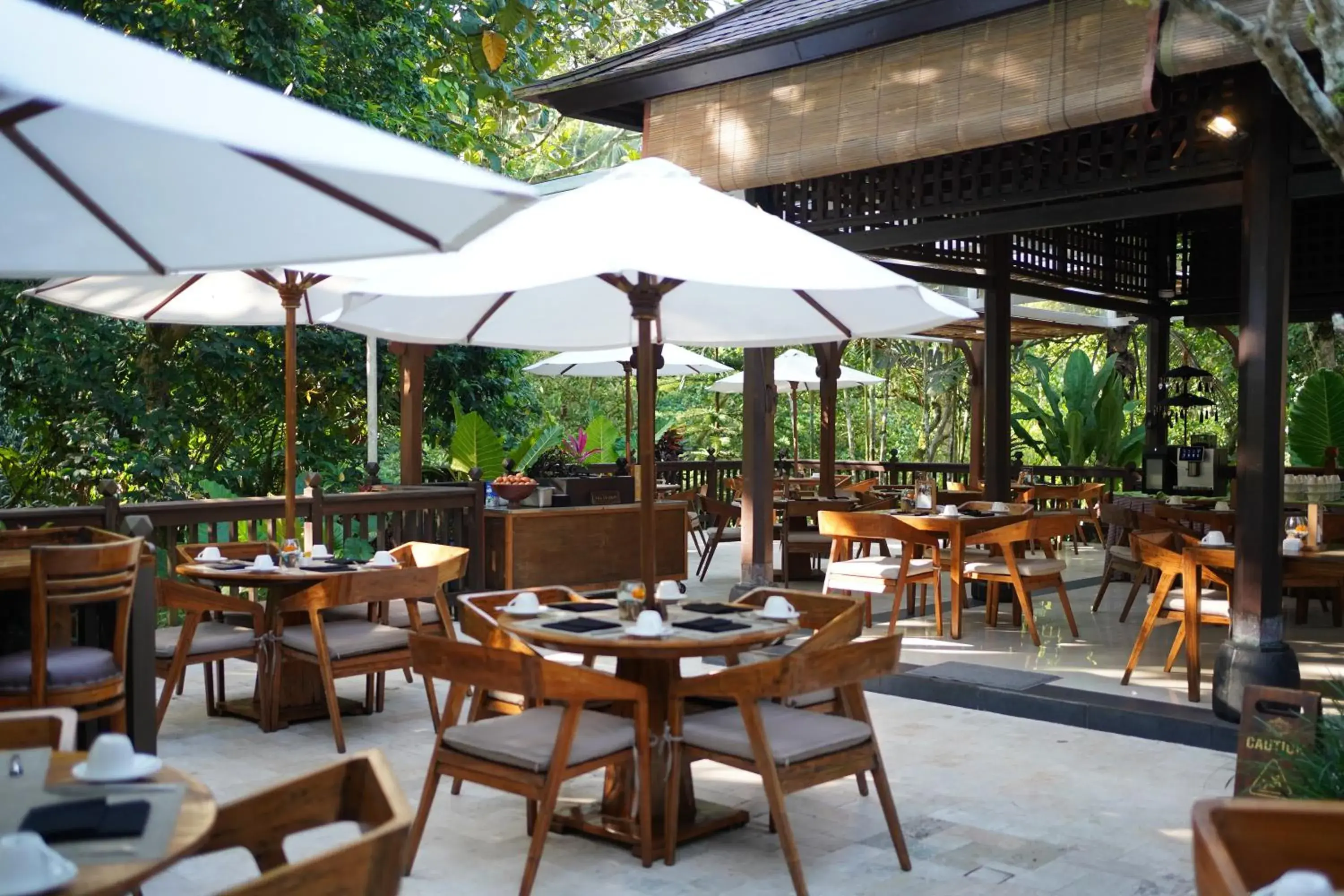 Restaurant/places to eat in The Lokha Ubud Resort, Villas & SPA Restaurant/places to eat in The Lokha Ubud Resort, Villas & SPA