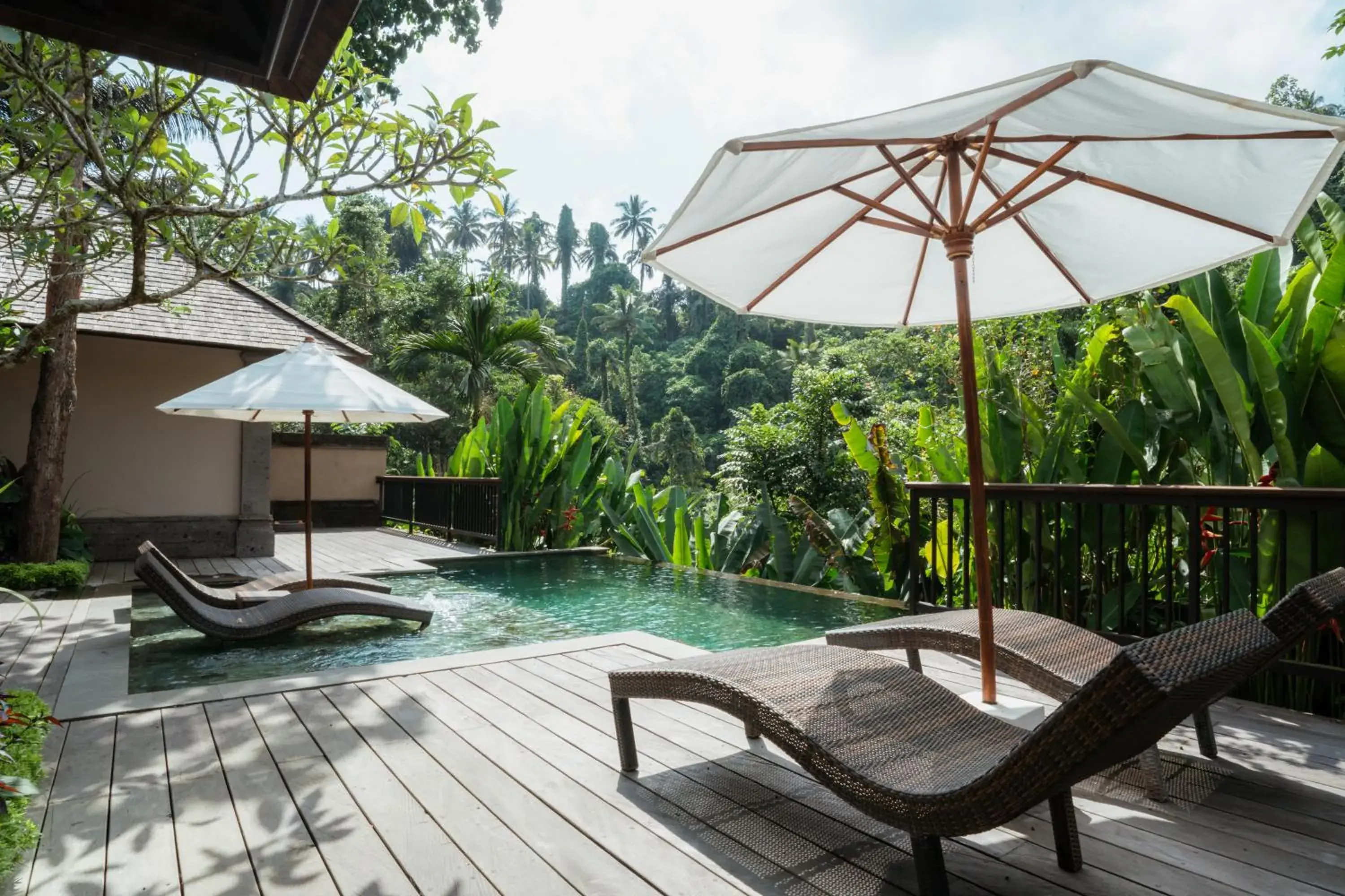 Swimming pool in The Lokha Ubud Resort, Villas & SPA Swimming pool in The Lokha Ubud Resort, Villas & SPA