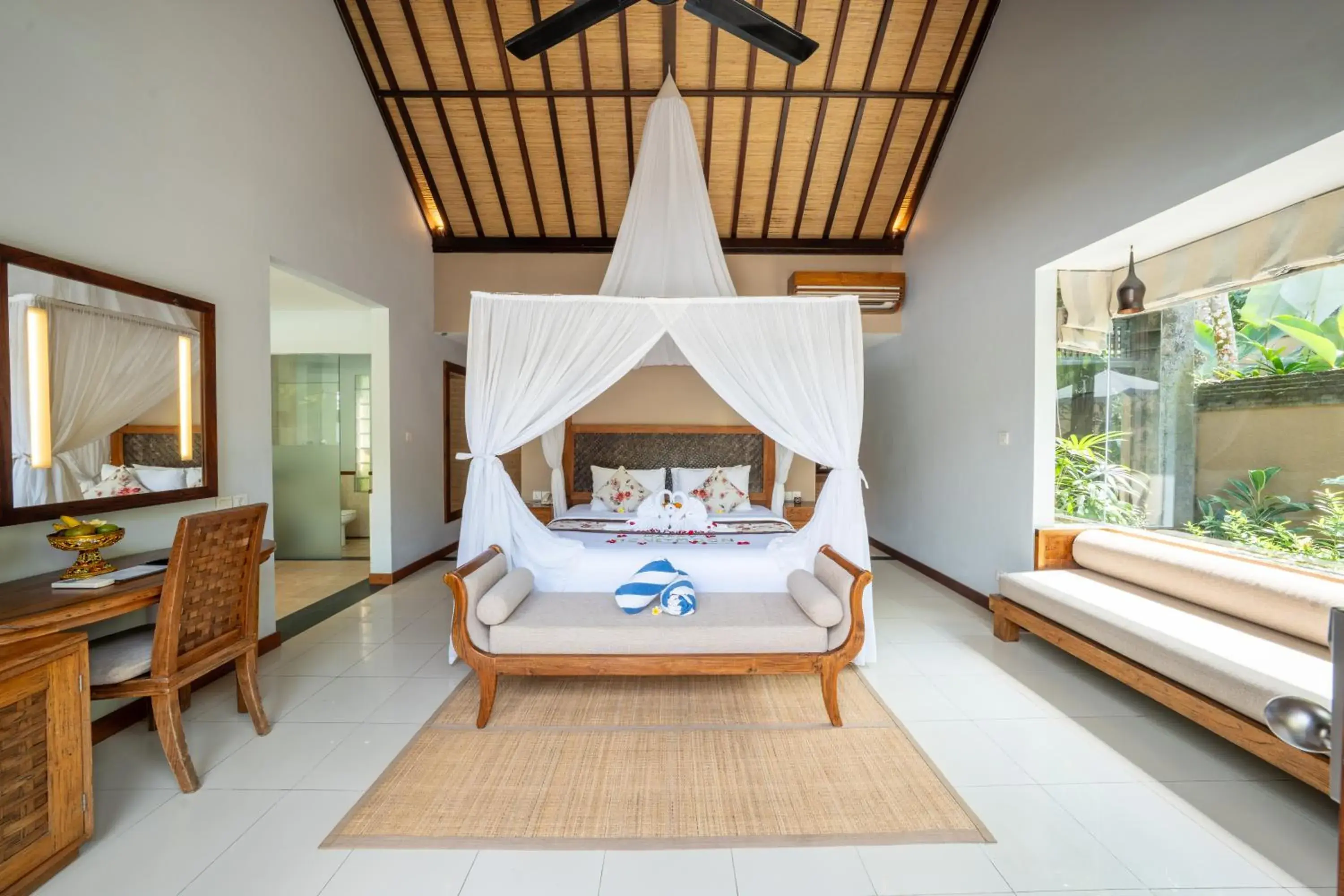 Bedroom, Bed in The Lokha Ubud Resort, Villas & SPA Bedroom, Bed in The Lokha Ubud Resort, Villas & SPA