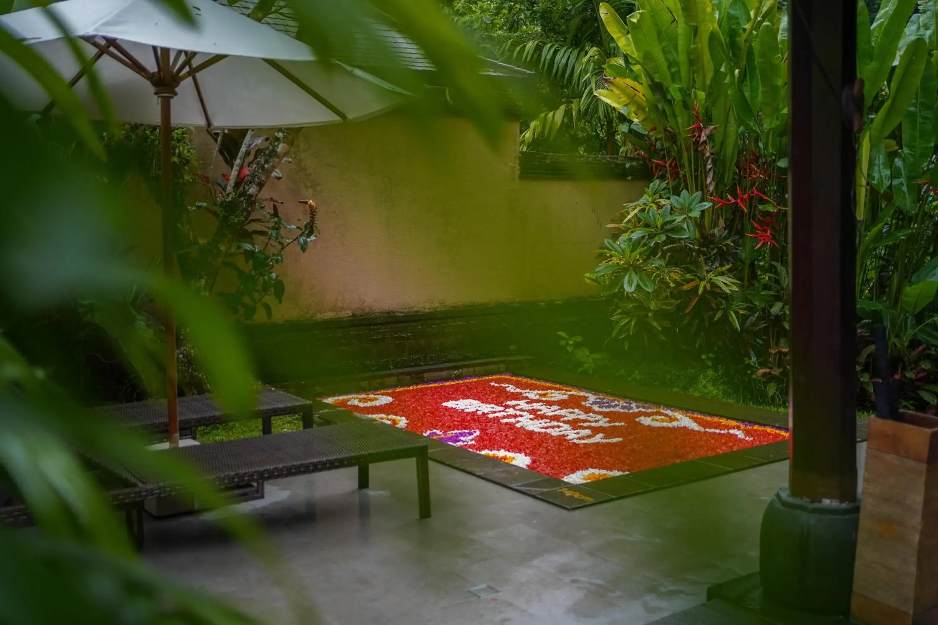 Pool view in The Lokha Ubud Resort, Villas & SPA Pool view in The Lokha Ubud Resort, Villas & SPA