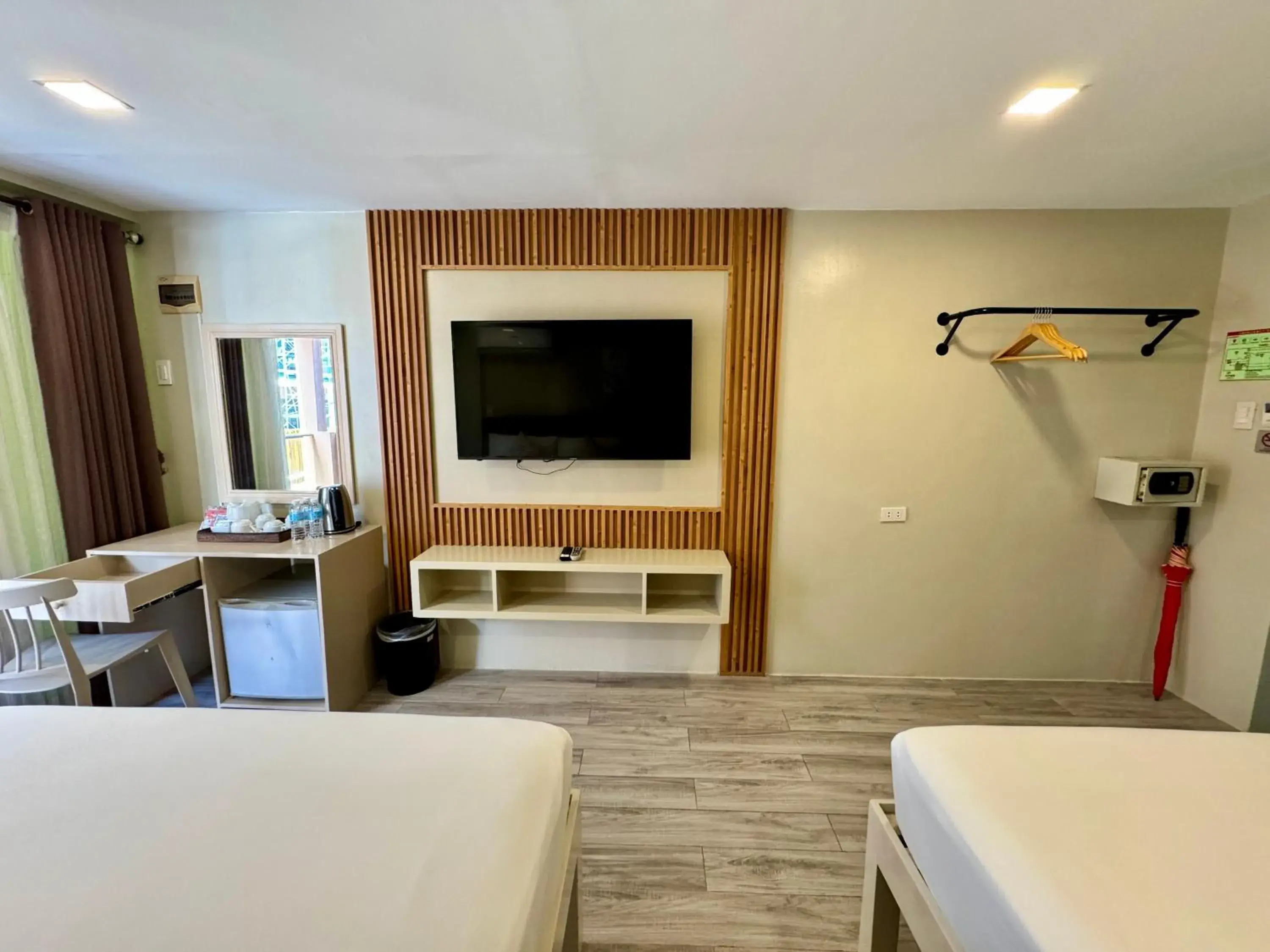 Bedroom, Bed in Red Coco Inn de Boracay Bedroom, Bed in Red Coco Inn de Boracay