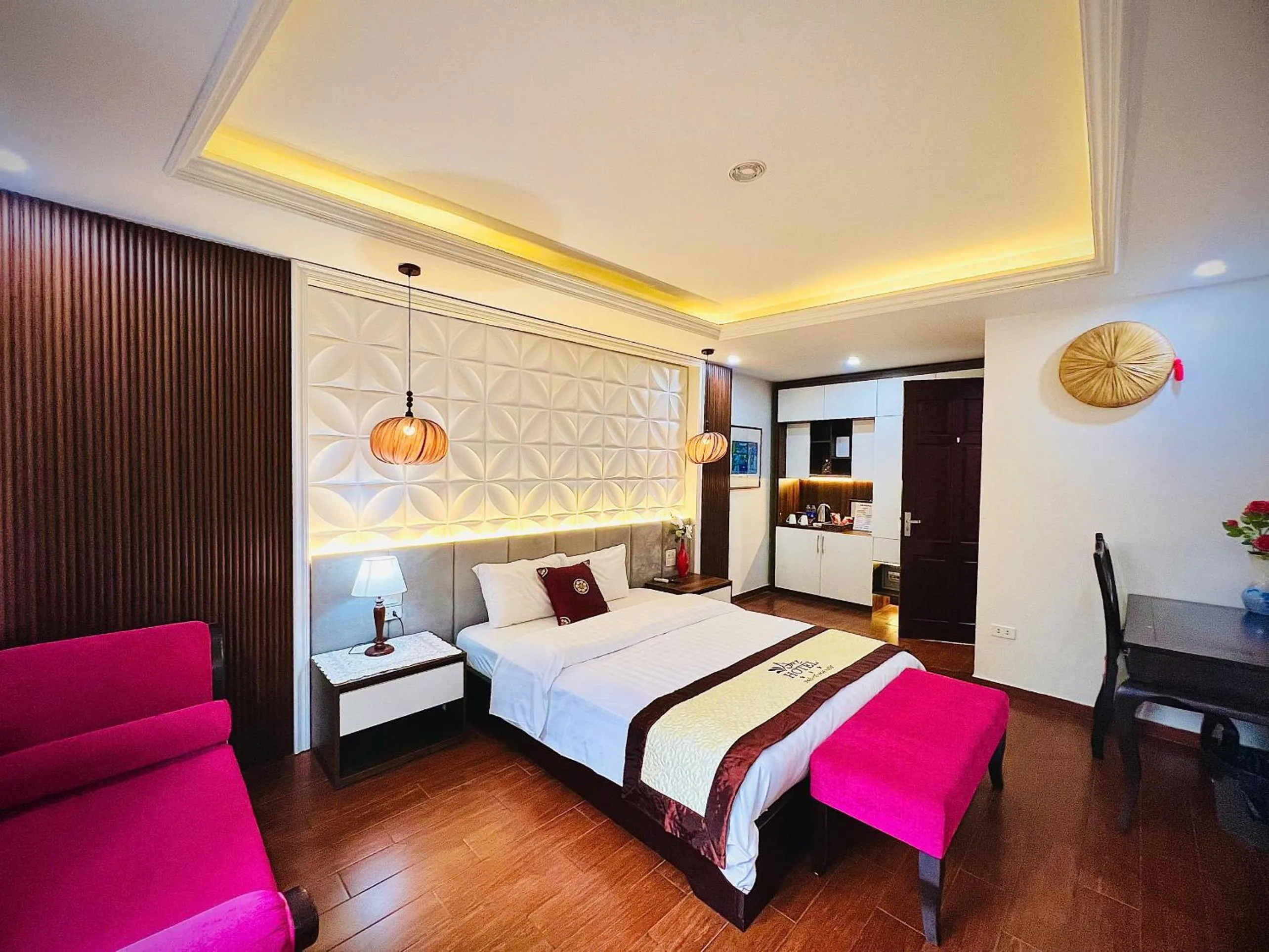 Bedroom, Bed in Art Hotel Ha Noi