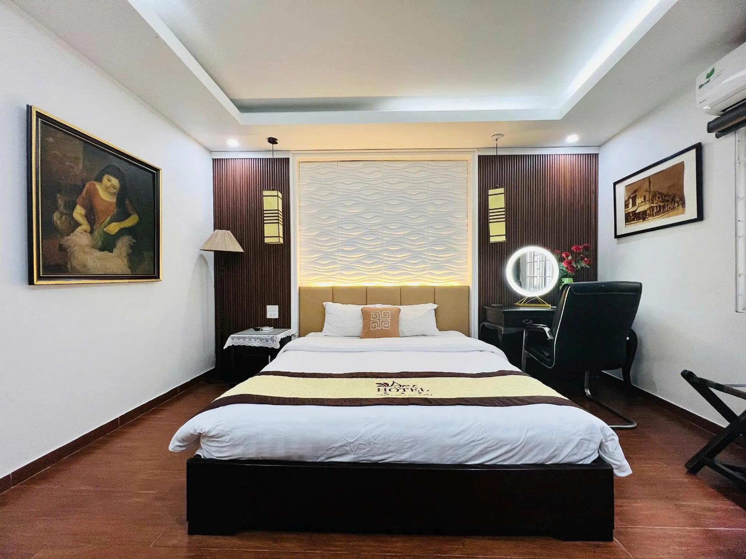 Bed in Art Hotel Ha Noi