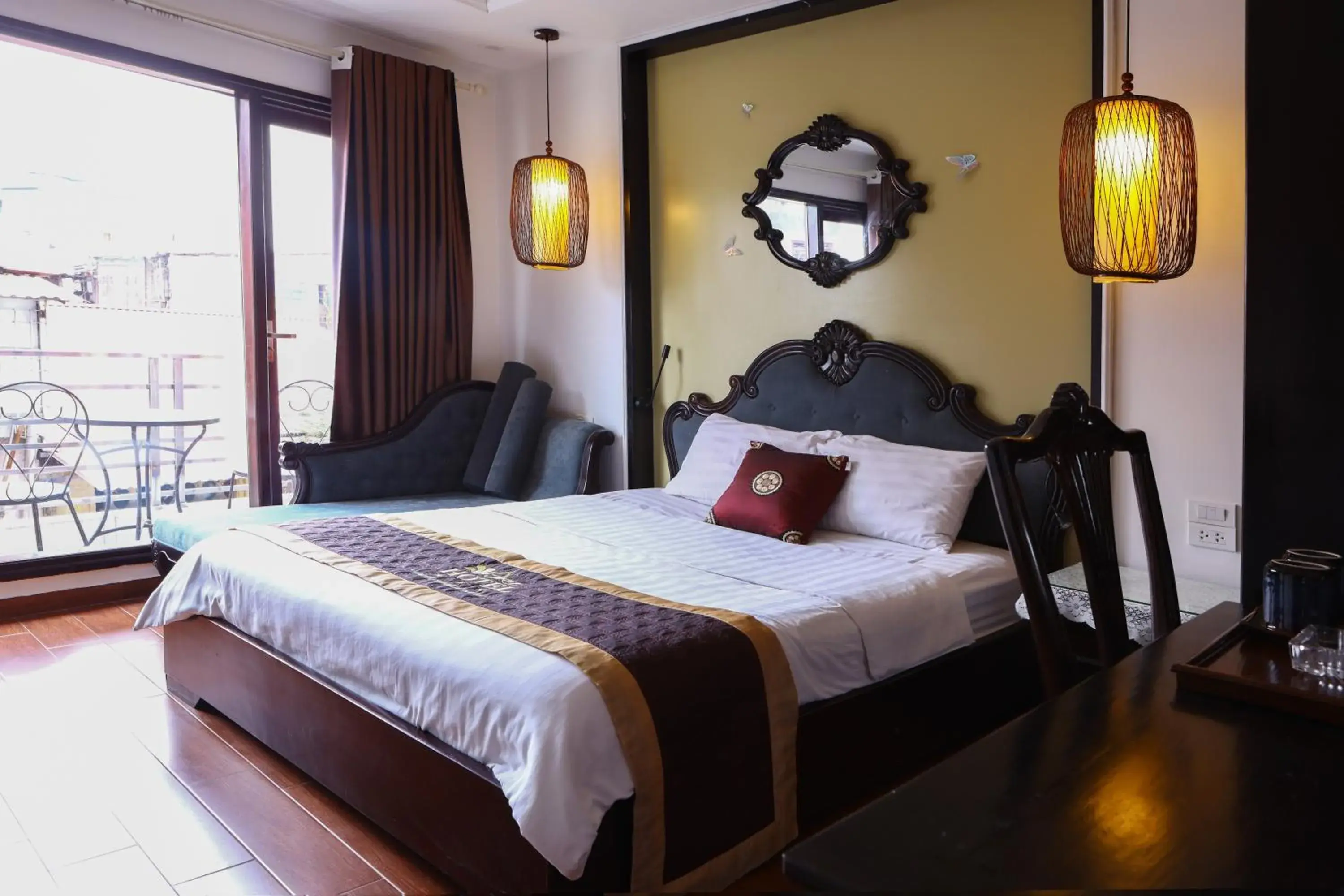 Bedroom, Bed in Art Hotel Ha Noi Bedroom, Bed in Art Hotel Ha Noi