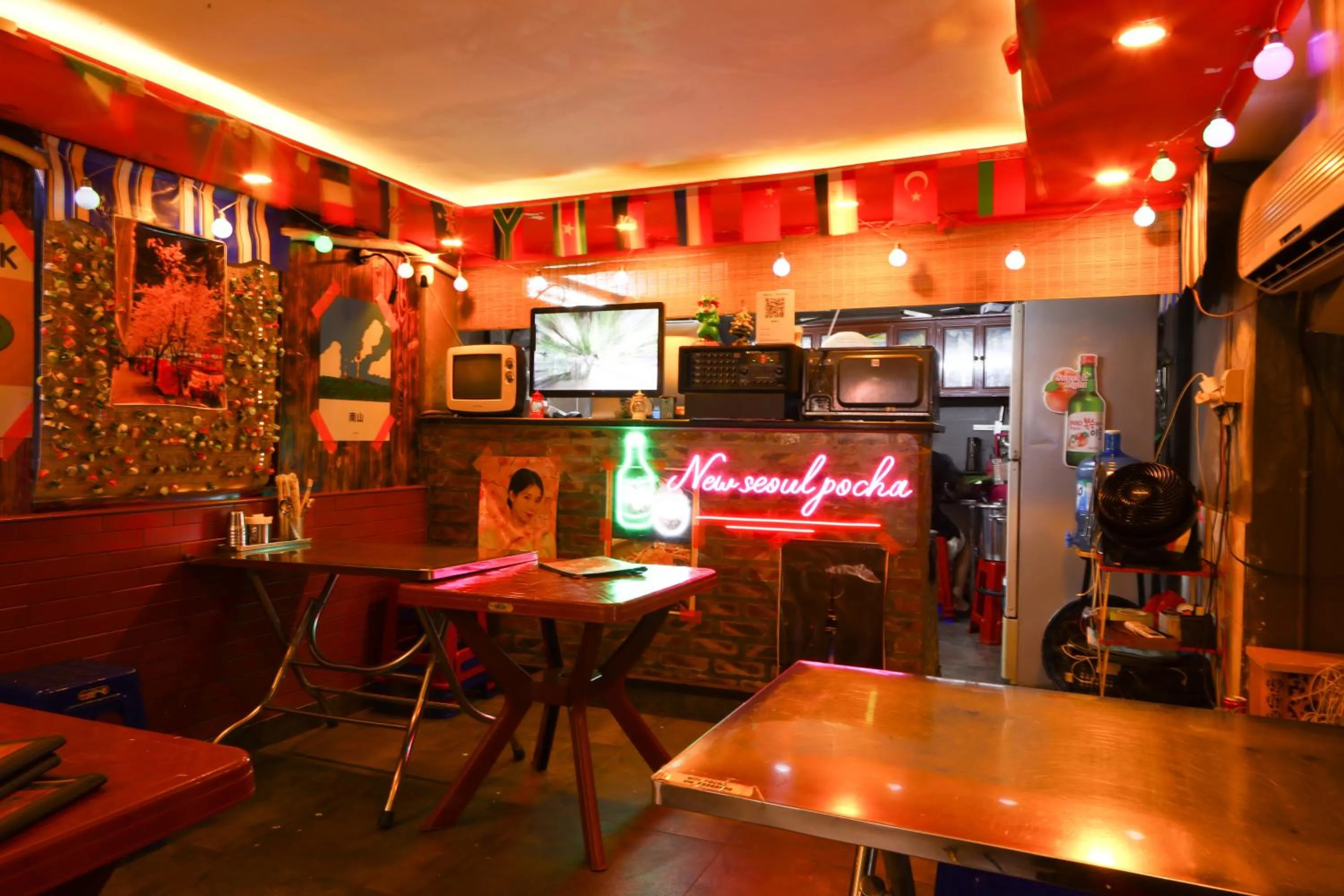 Restaurant/places to eat in Art Hotel Ha Noi