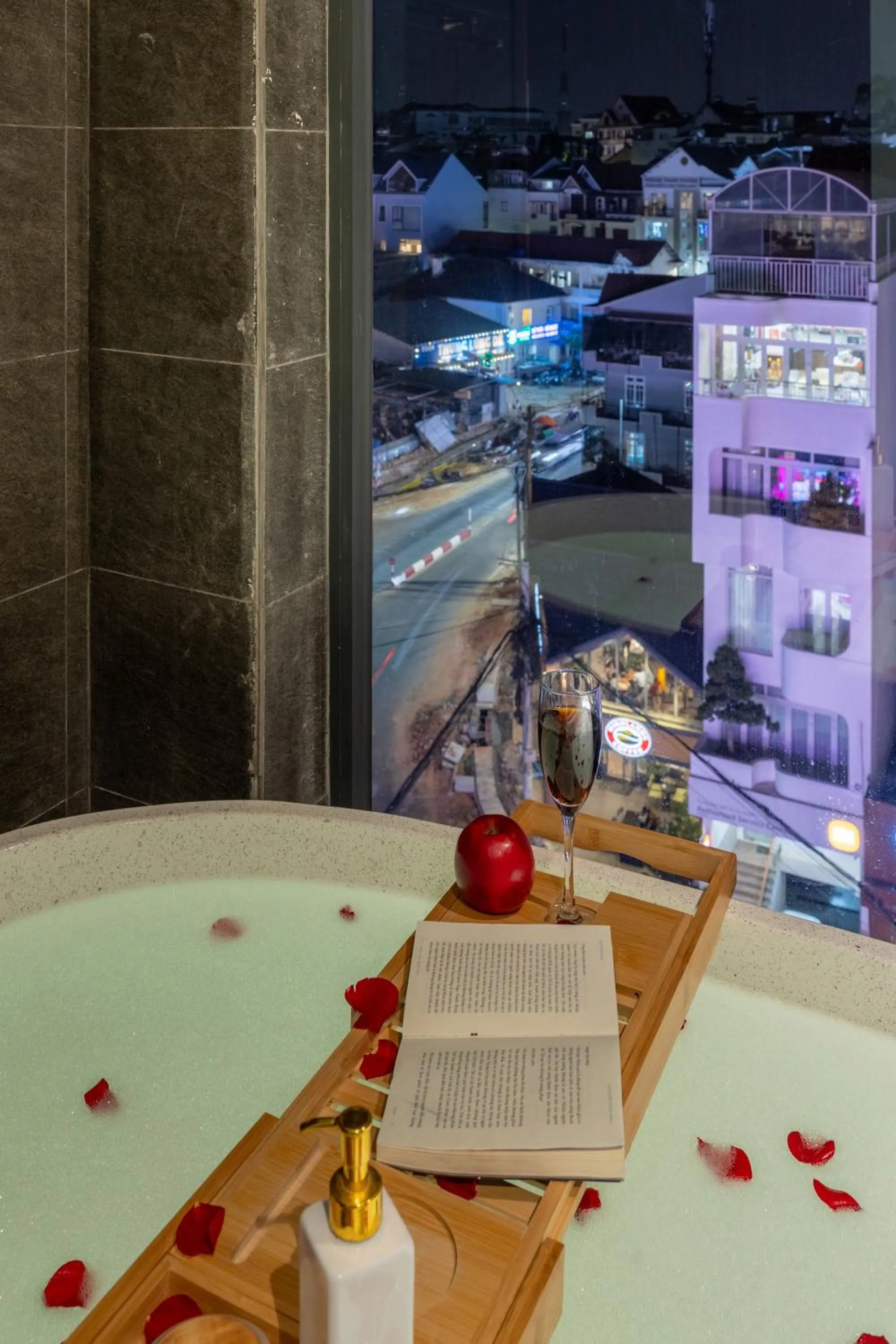 TTR Central Apart Hotel