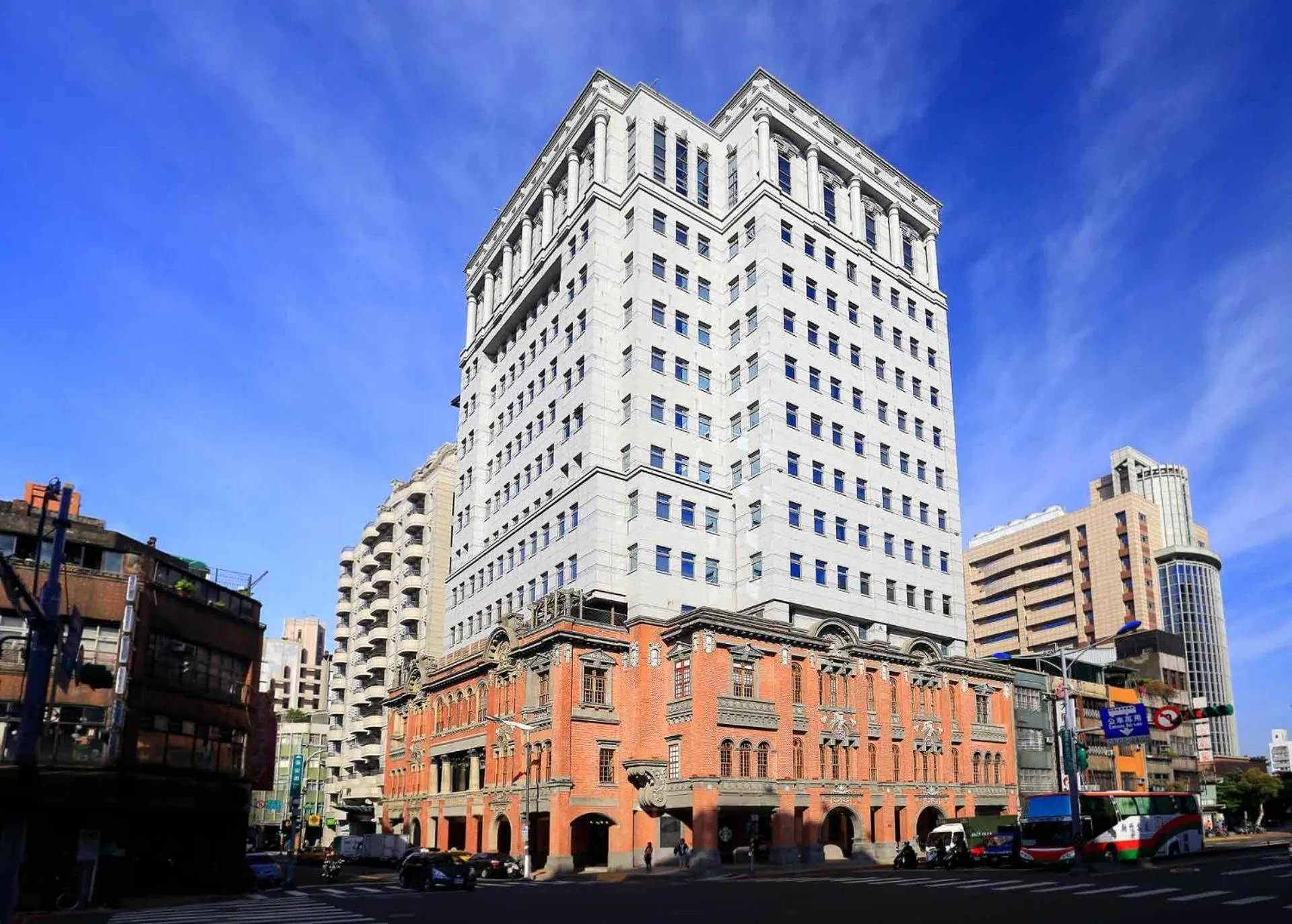 Property building in Hù House - Taipei