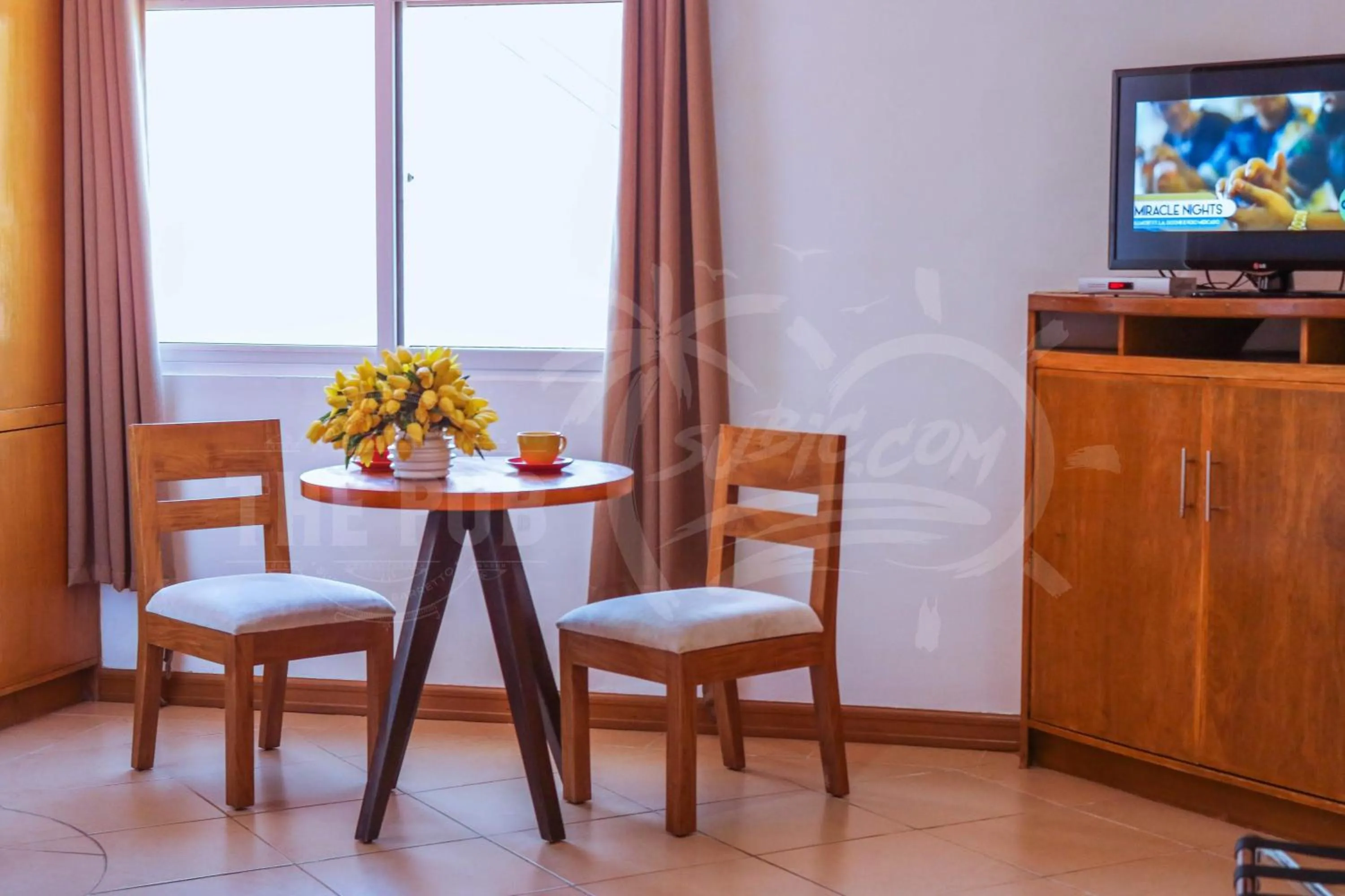 TV and multimedia in The Pub Hotel