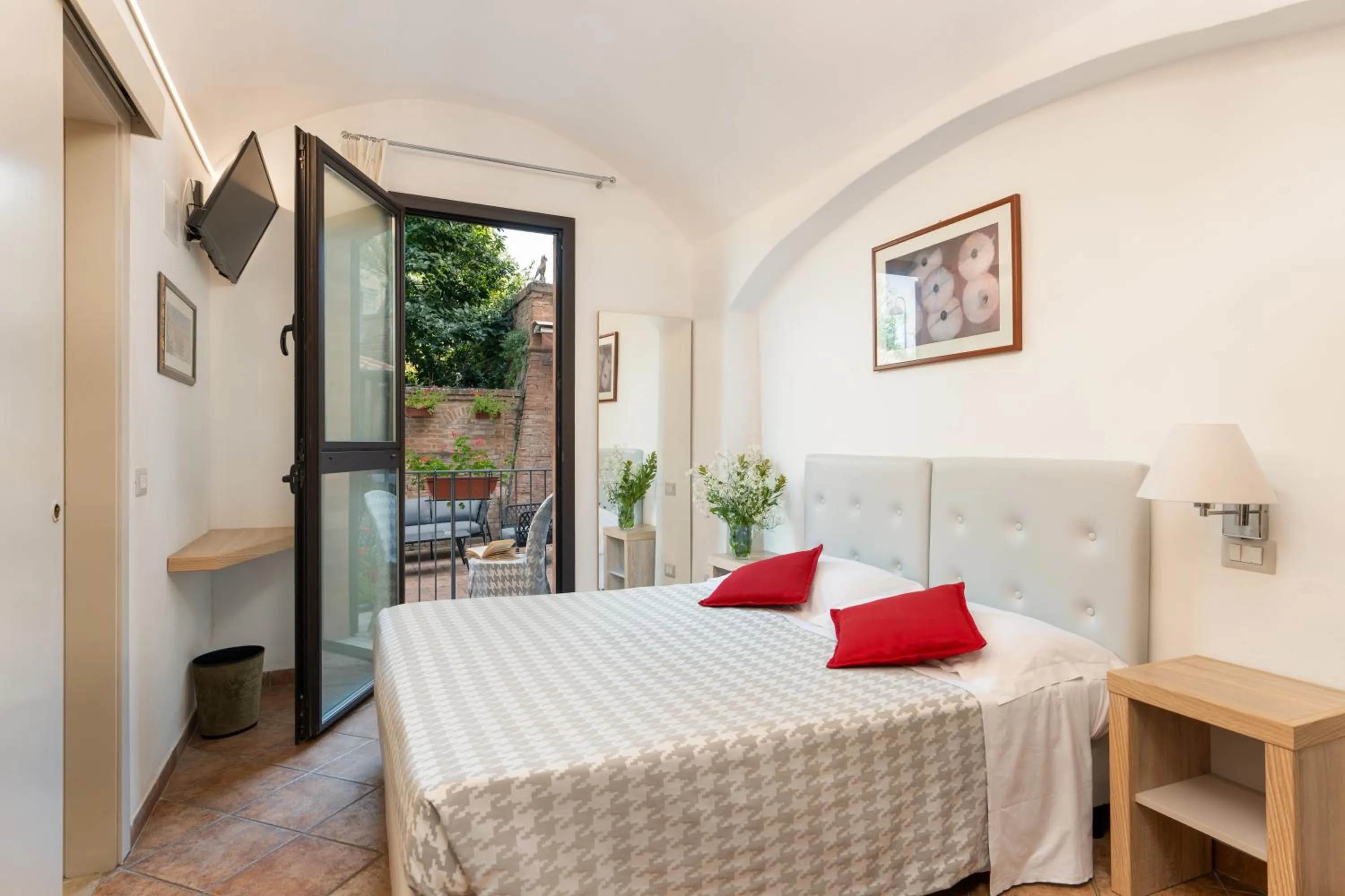 Bed in Hotel Ristorante Borgo Antico