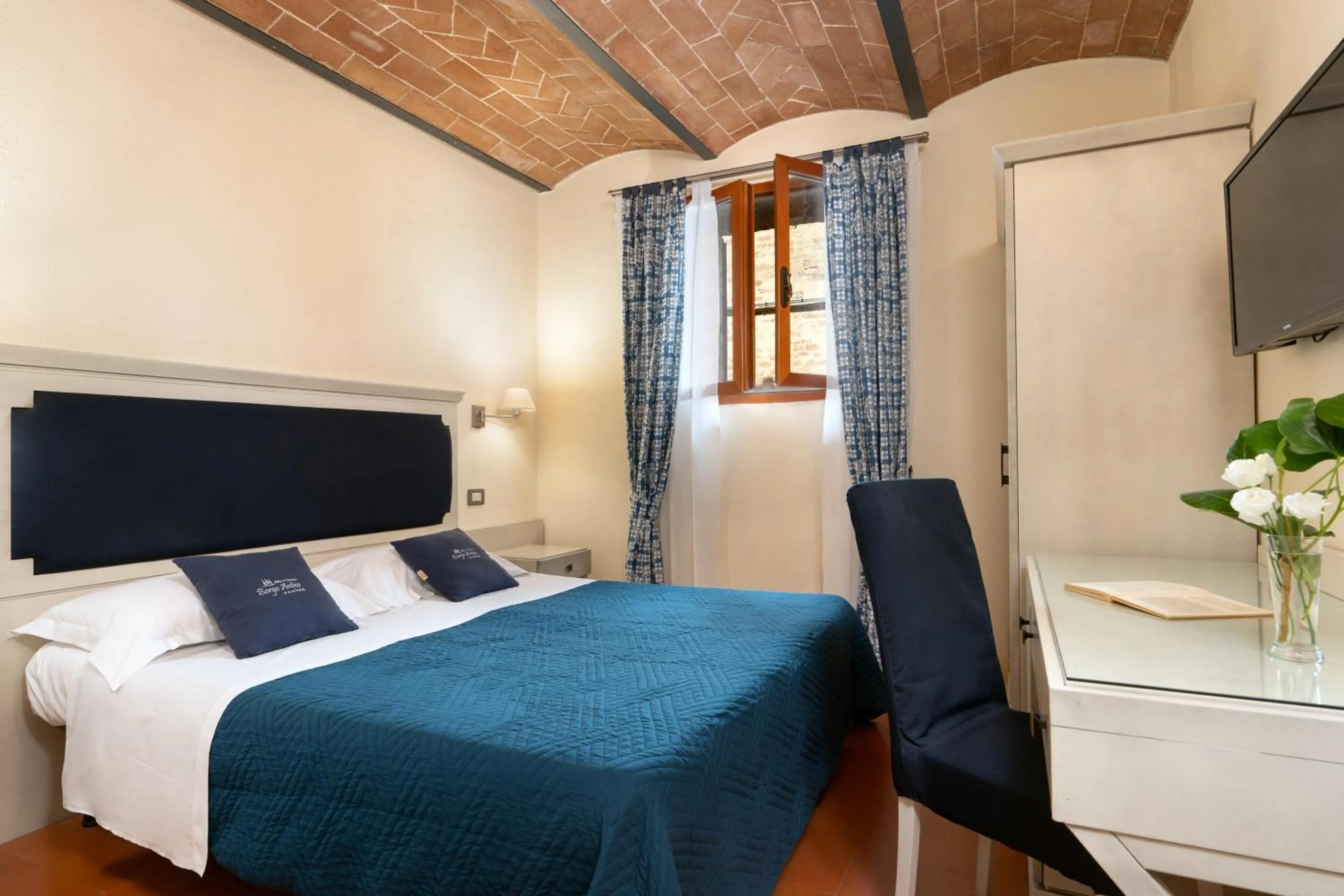 Bed in Hotel Ristorante Borgo Antico