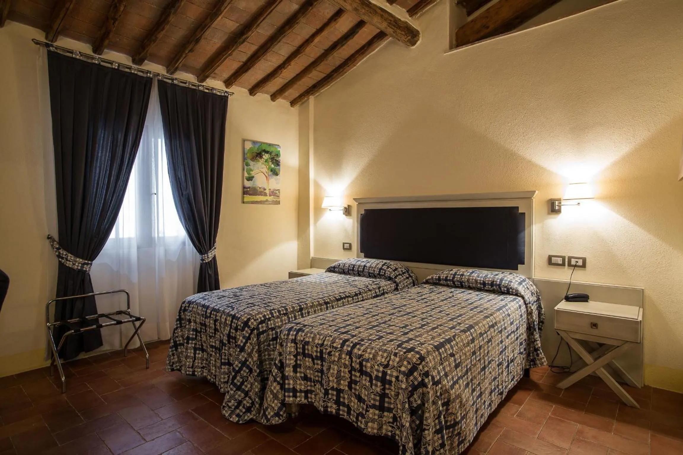 Bed in Hotel Ristorante Borgo Antico