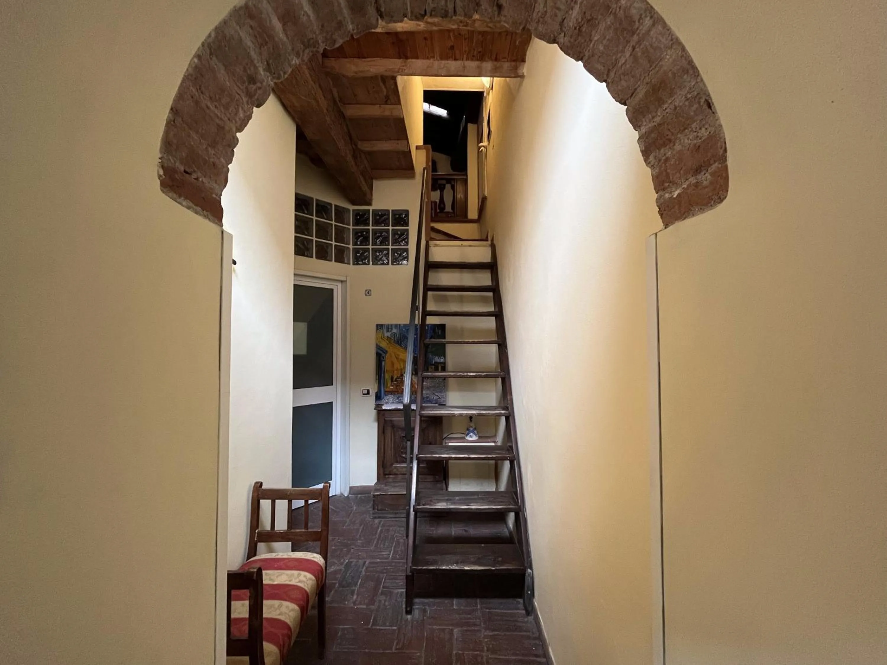 Decorative detail in Al Tuscany