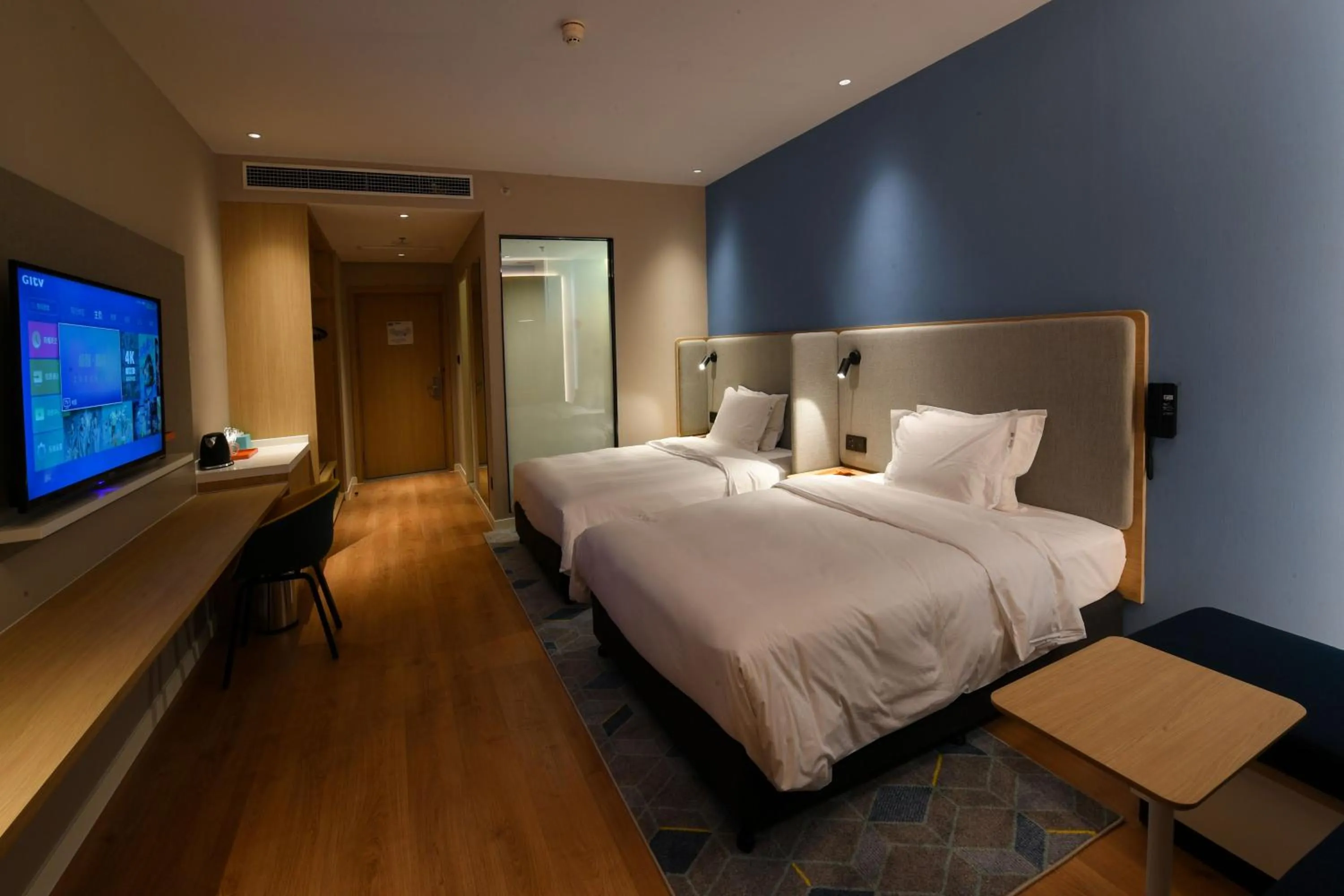 Bed in Holiday Inn Express Tianjin Binhai by IHG