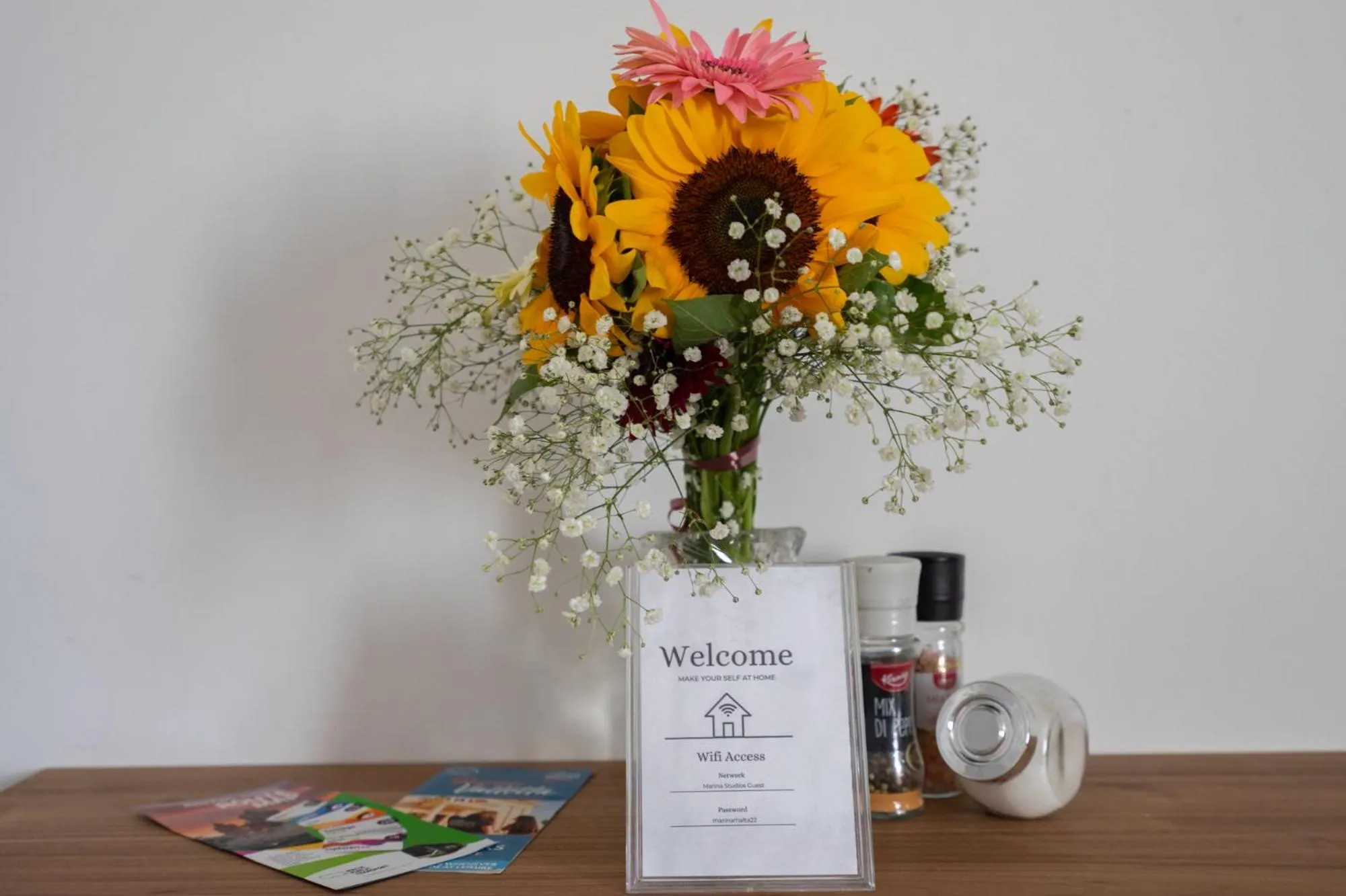 Coffee/tea facilities in Marina Studios