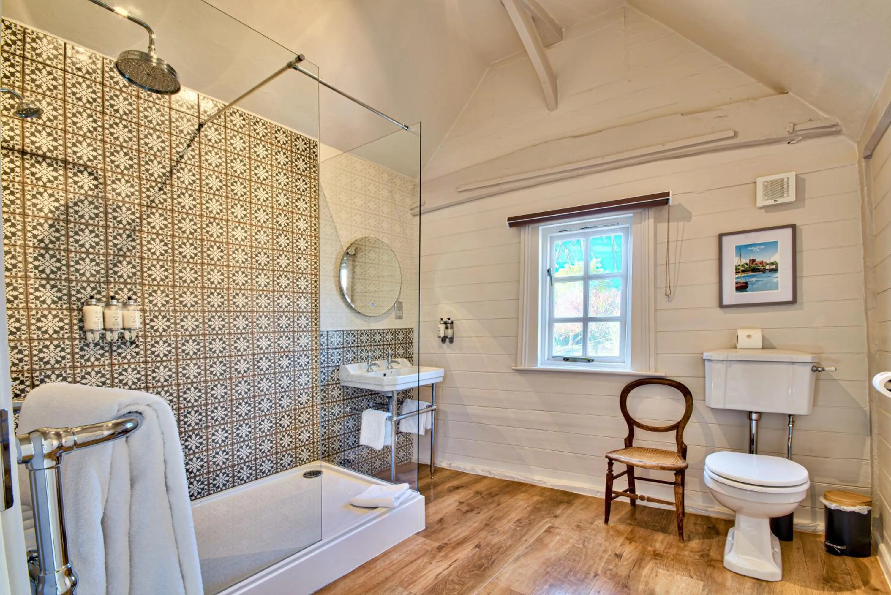Bathroom in The Woolpack Inn