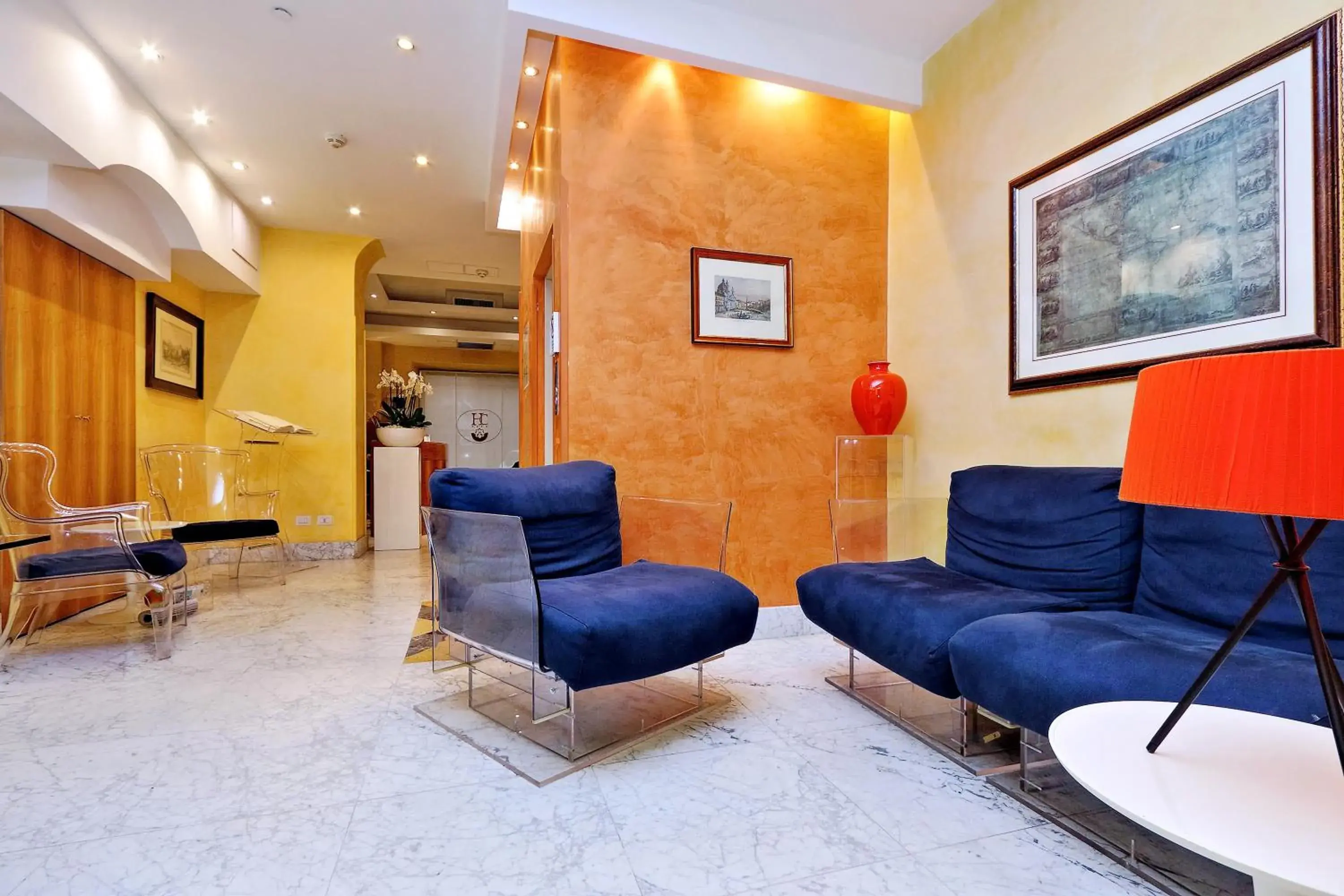 Lobby or reception in Hotel Camelia Lobby or reception in Hotel Camelia