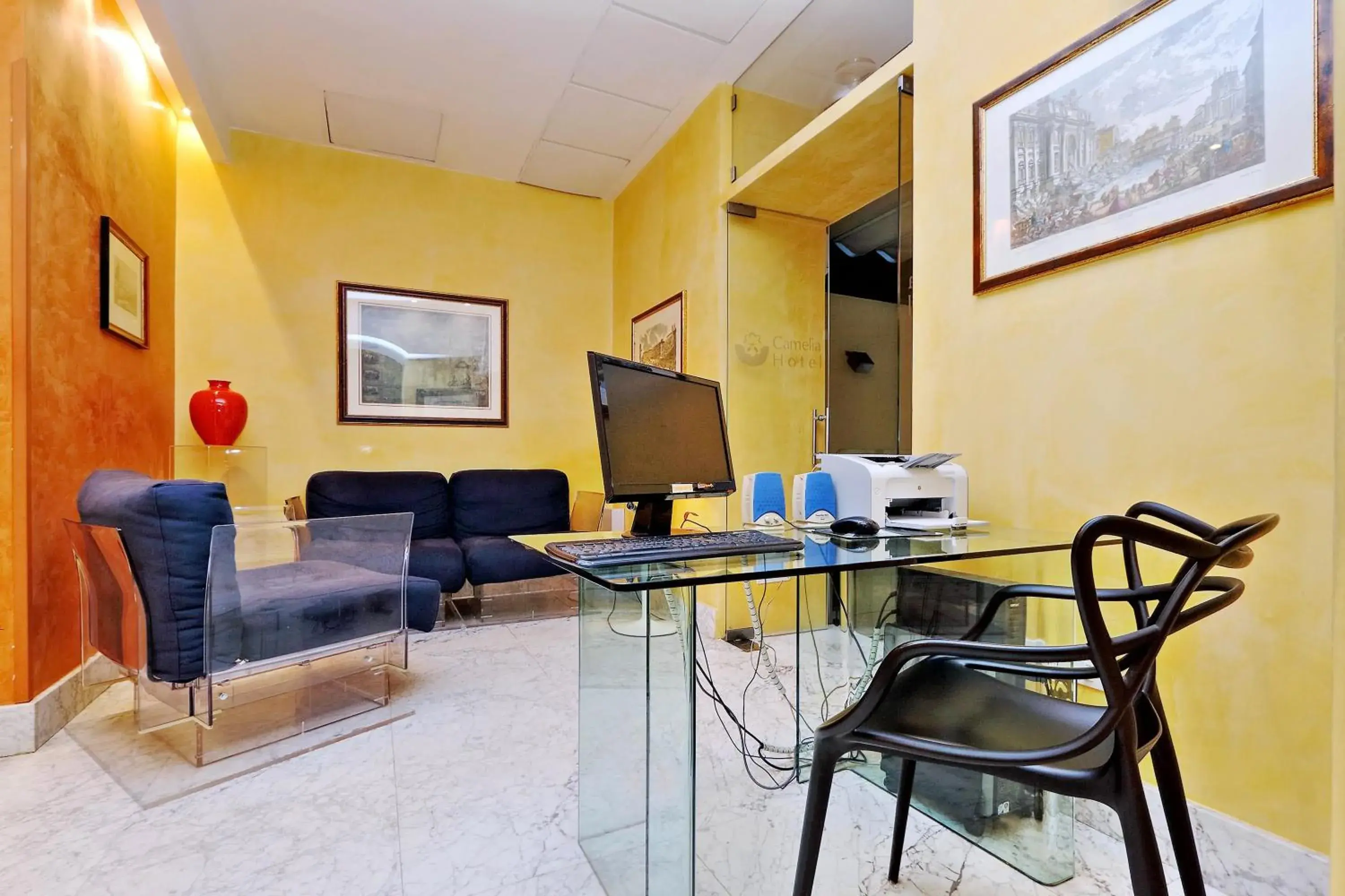 Lobby or reception in Hotel Camelia Lobby or reception in Hotel Camelia