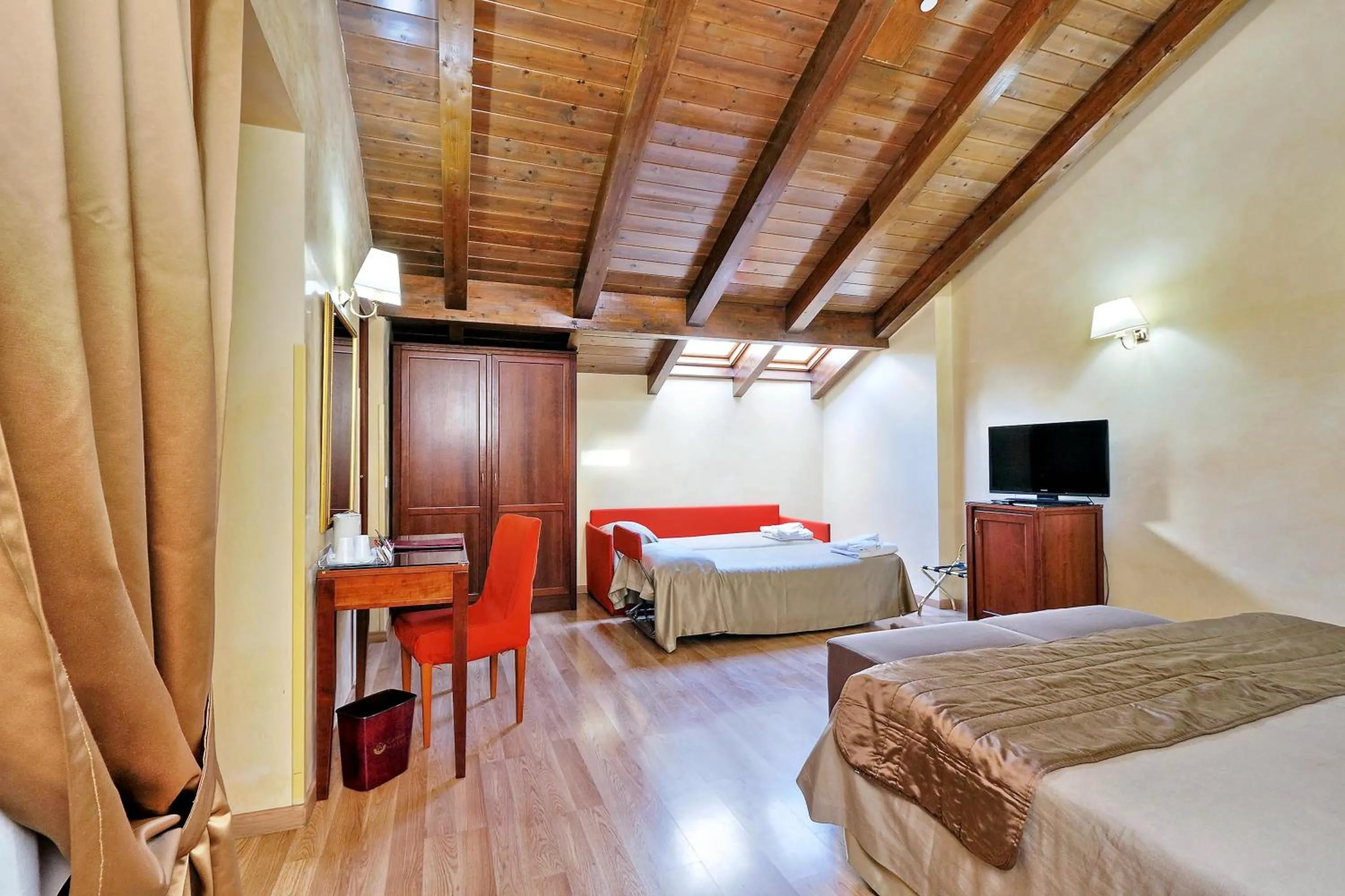 Bed in Hotel Camelia