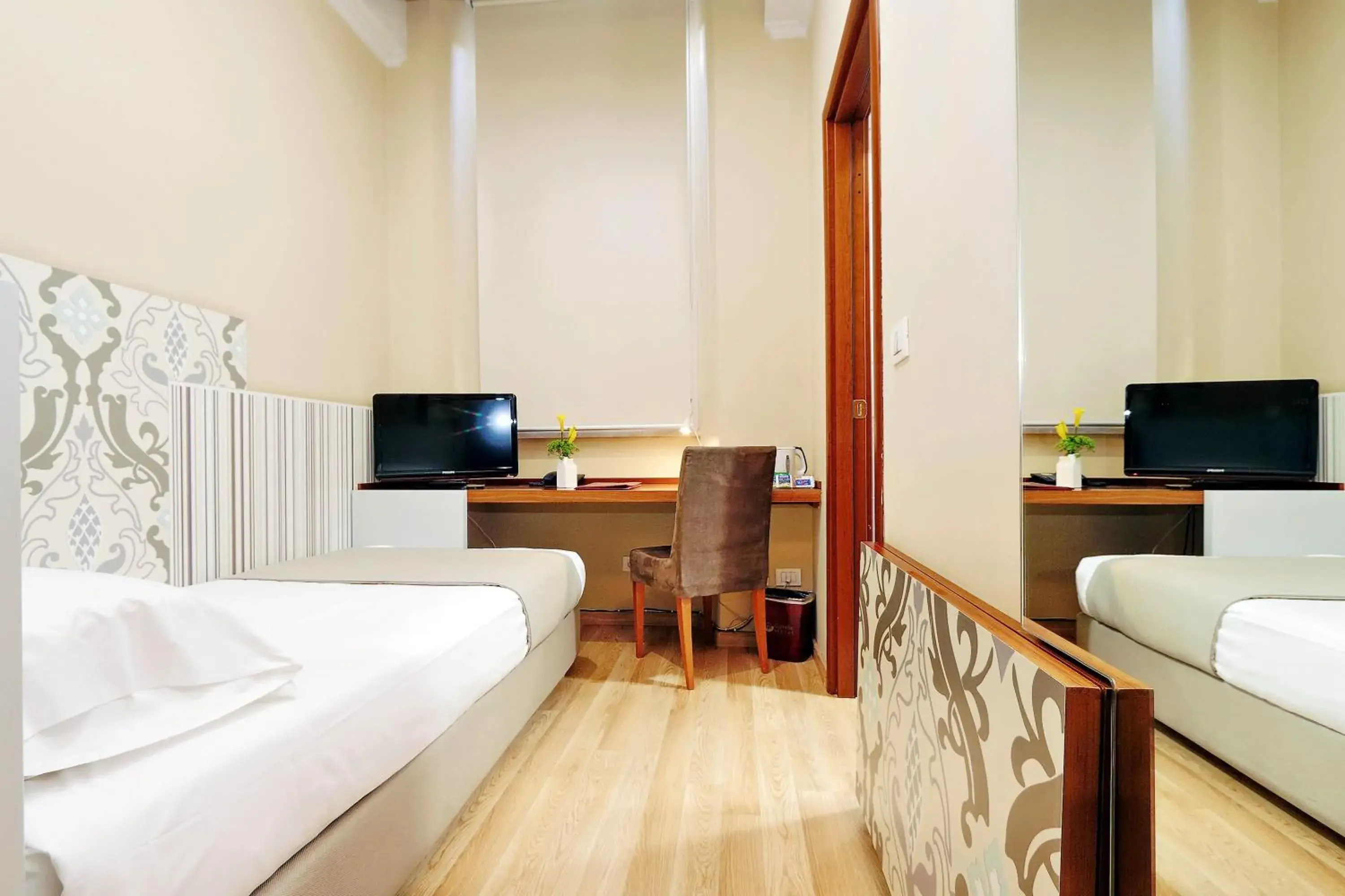 Bed in Hotel Camelia Bed in Hotel Camelia