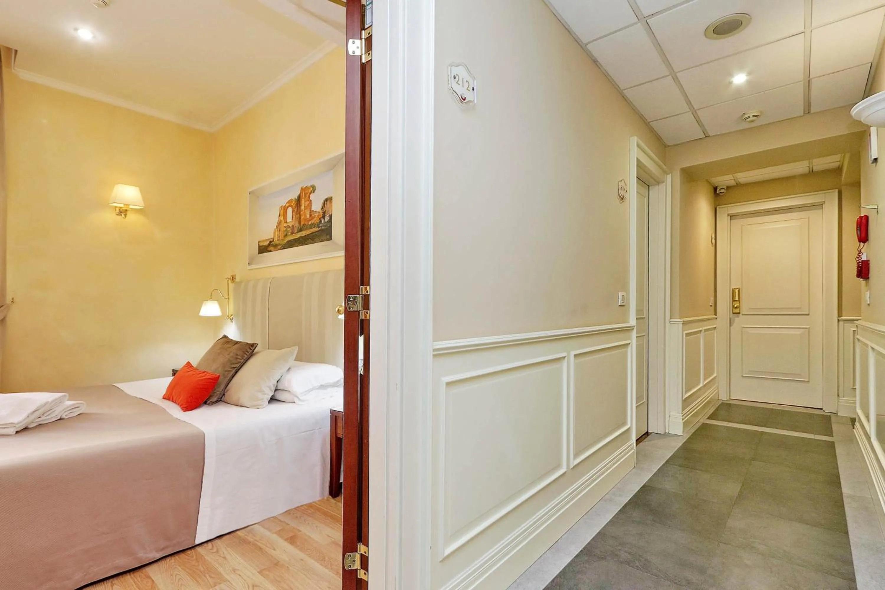 Bed in Hotel Camelia