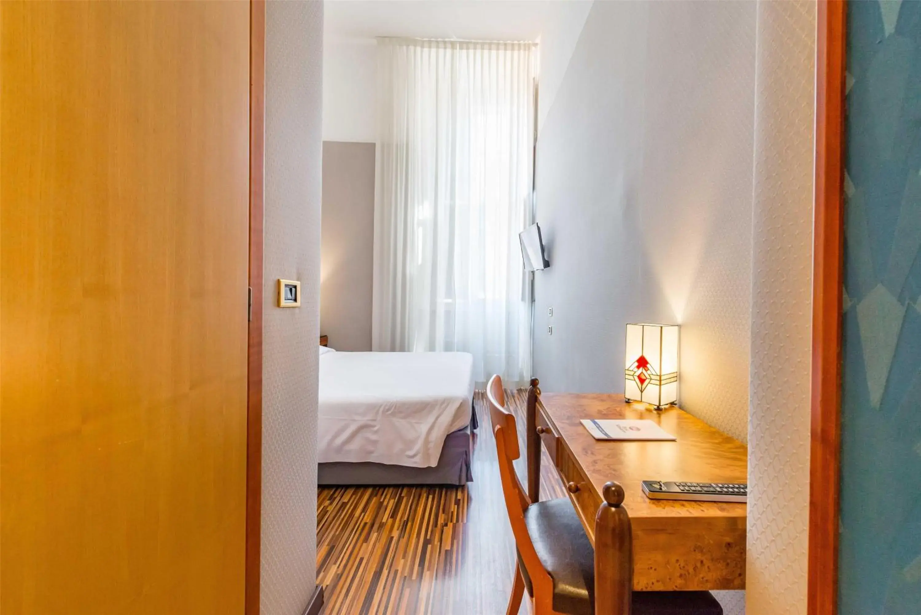 Family Room in Best Western Hotel Artdeco Family Room in Best Western Hotel Artdeco