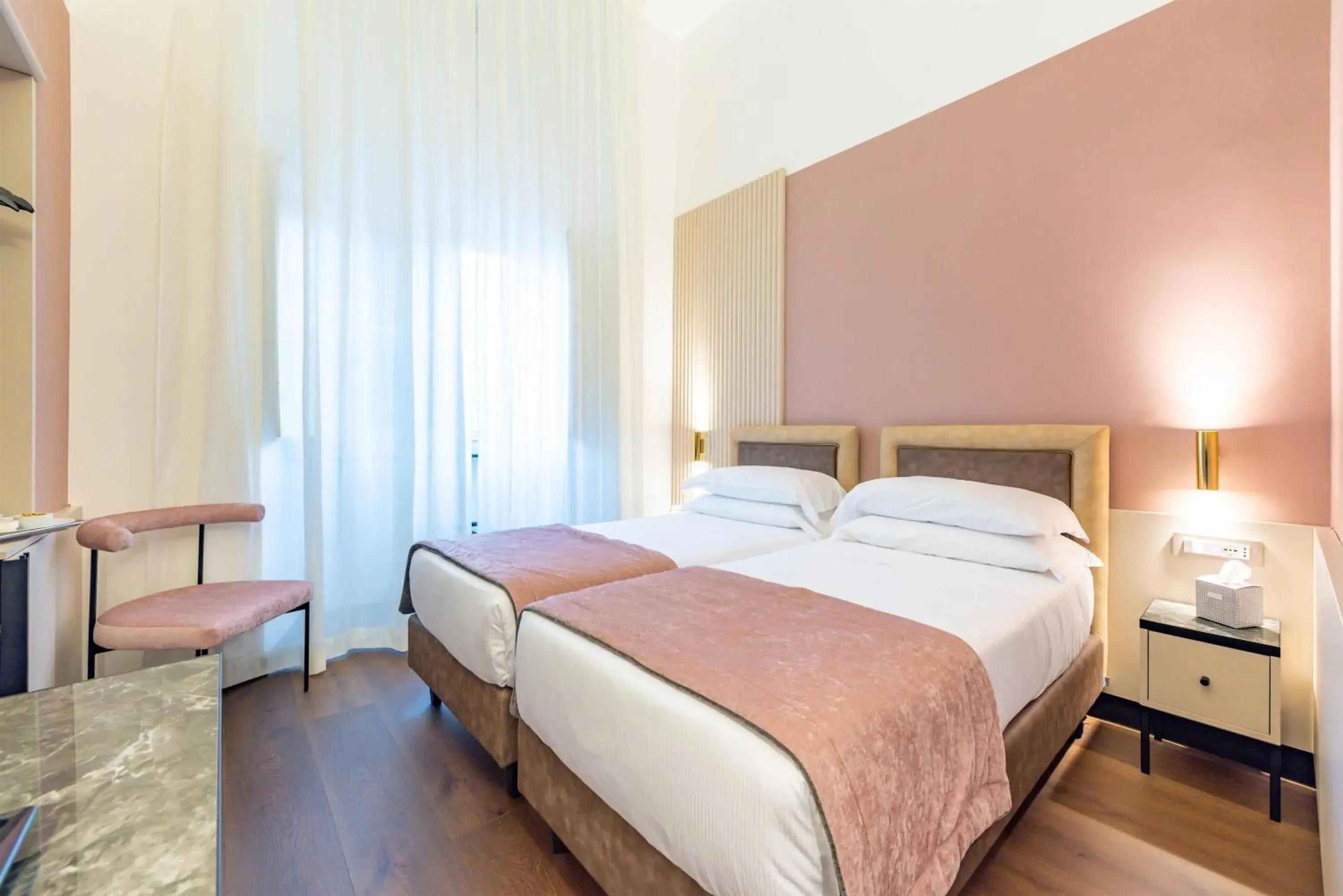 Classic Twin Room in Best Western Hotel Artdeco Classic Twin Room in Best Western Hotel Artdeco