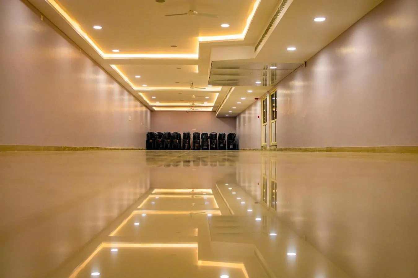 Meeting/conference room in KKM International