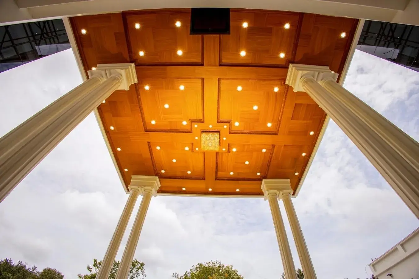 Property building in KKM International Property building in KKM International