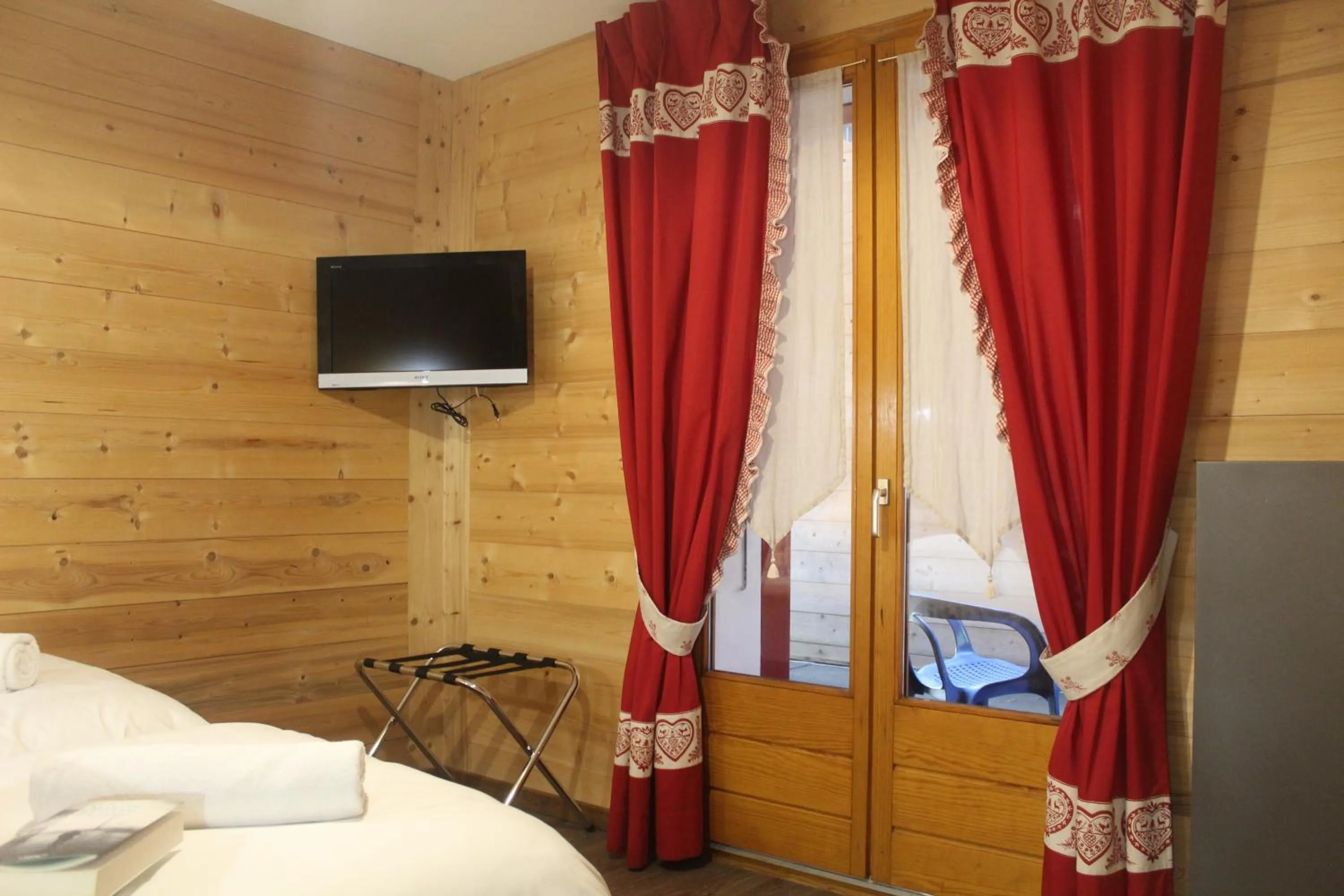 Photo of the whole room, Bed in Le Schuss