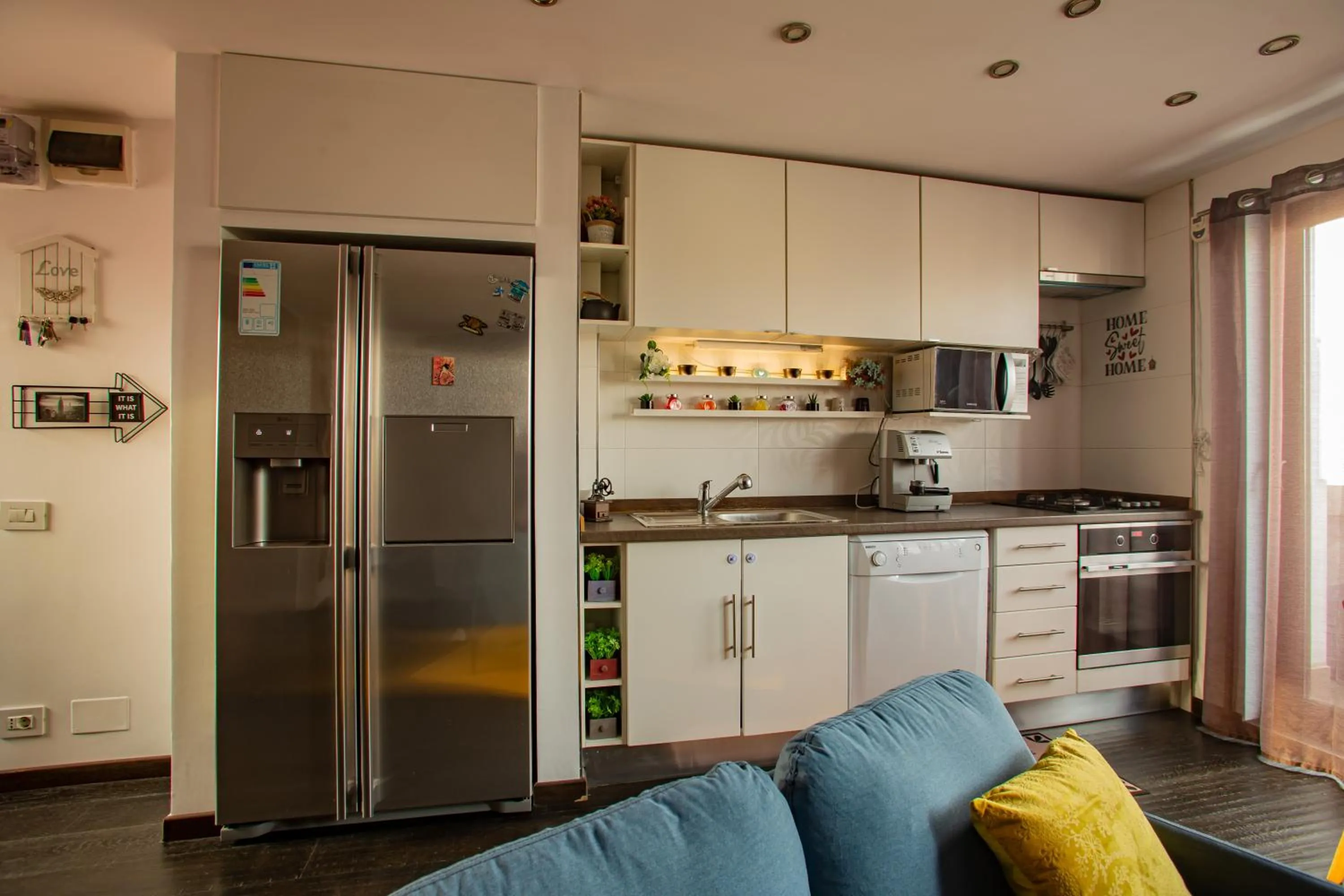 Kitchen or kitchenette in Amo Bucharest