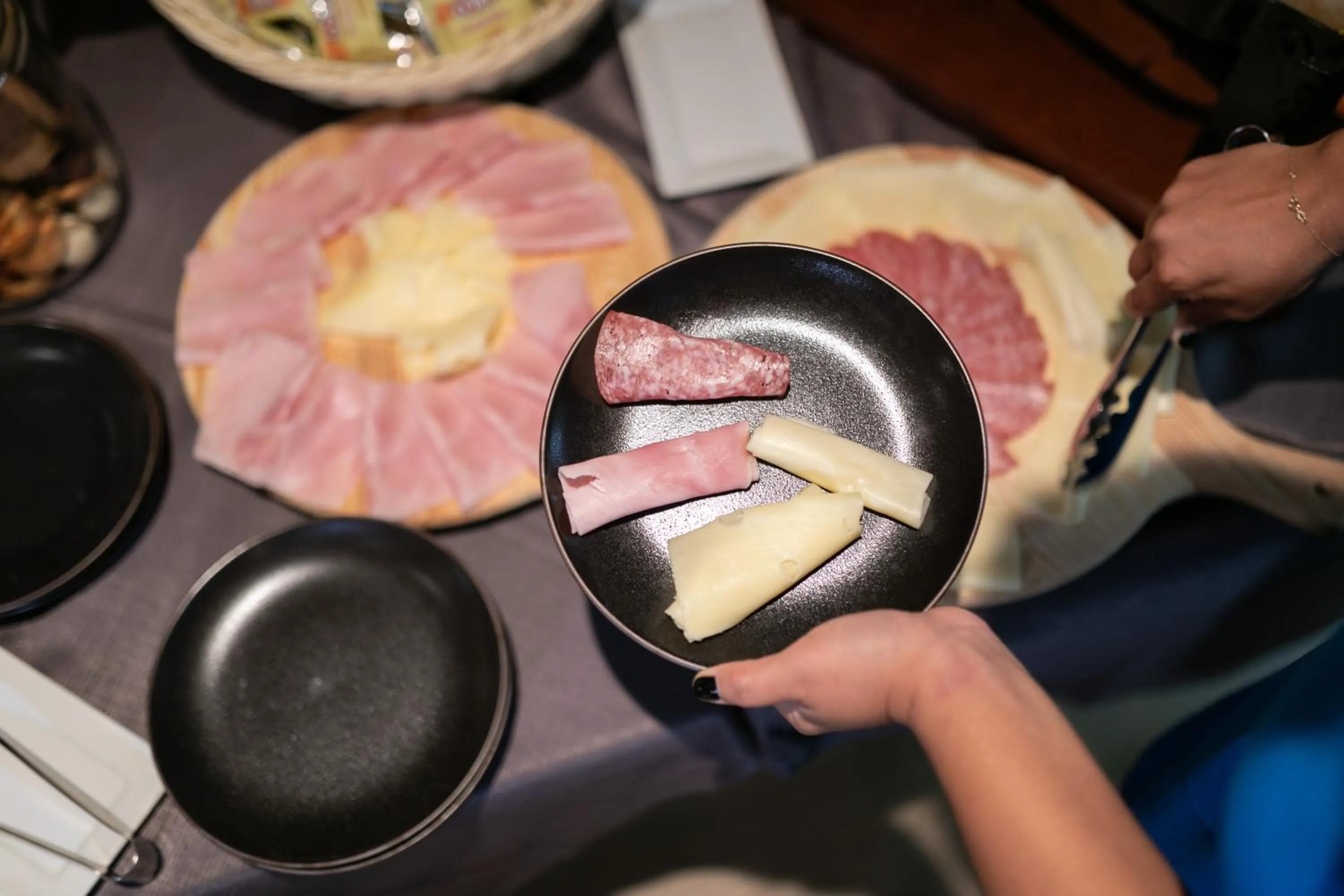 Breakfast in Mima Aparthotel Boutique & Spa