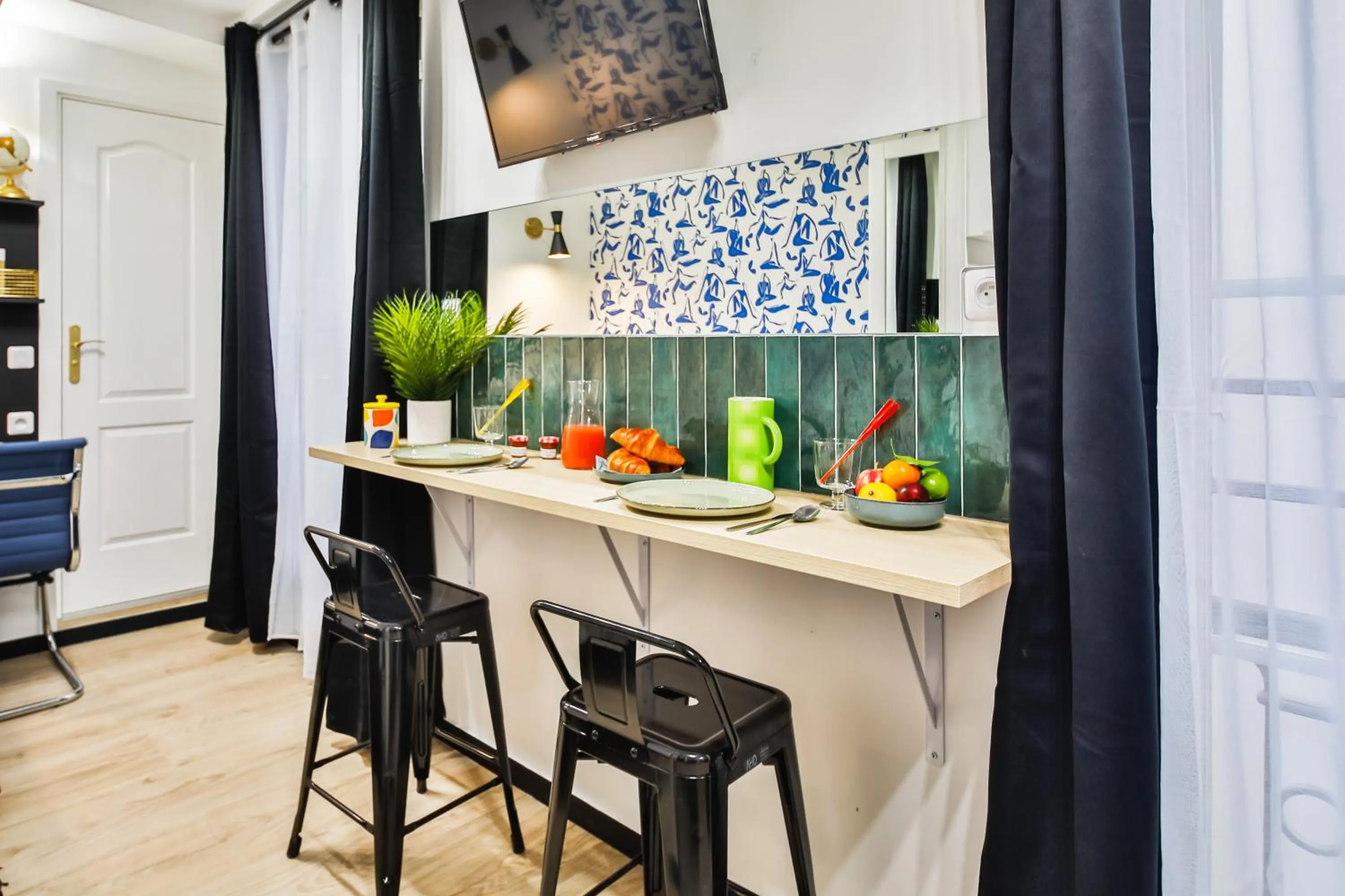 Seating area in WS Opéra - Laffitte