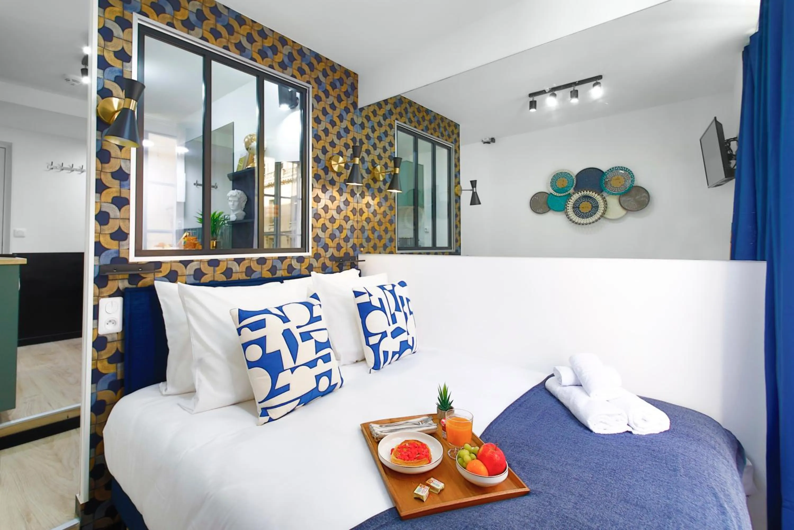 Photo of the whole room, Bed in WS Opéra - Laffitte