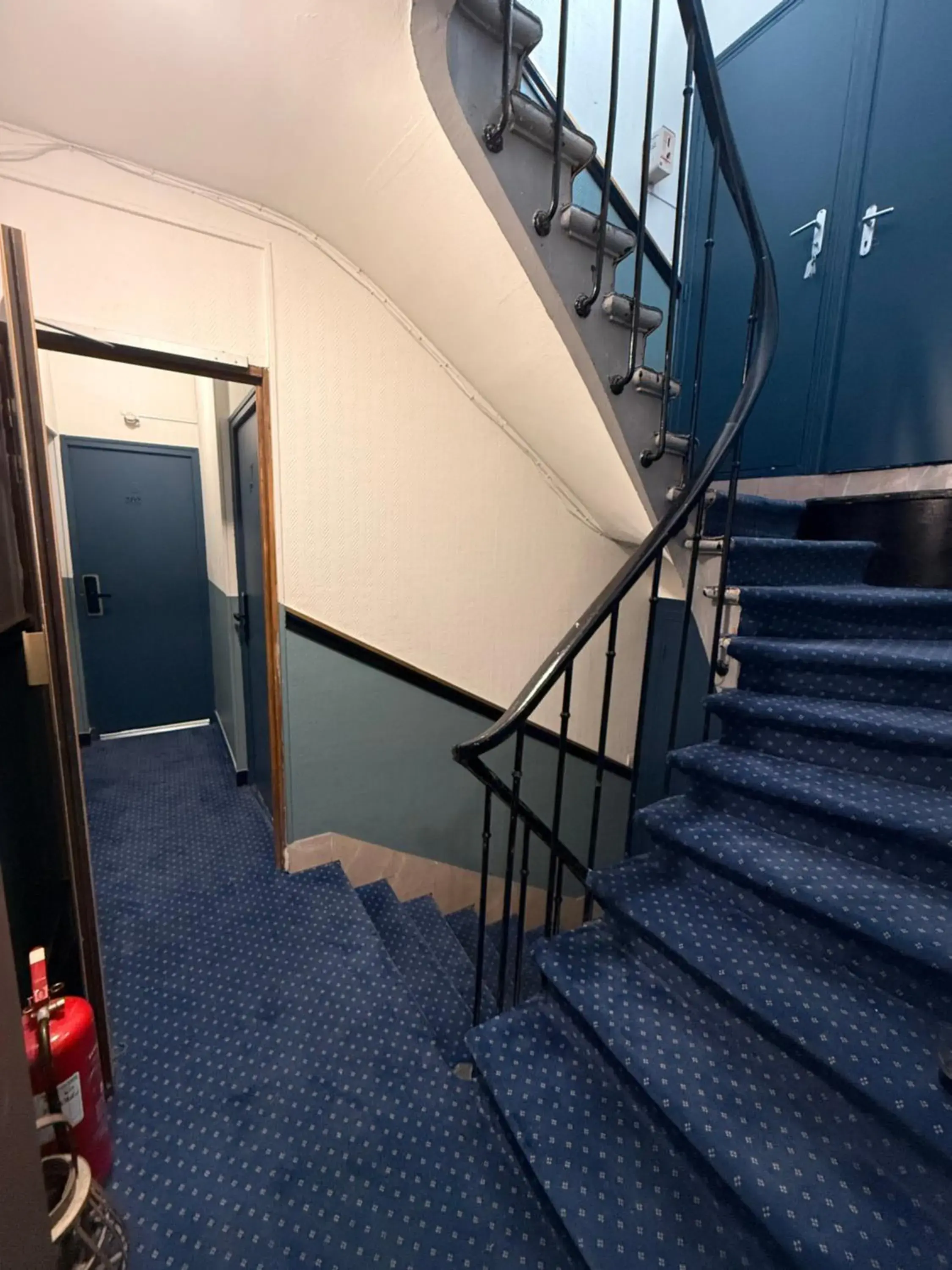 Property building in Hôtel de Choisy Property building in Hôtel de Choisy