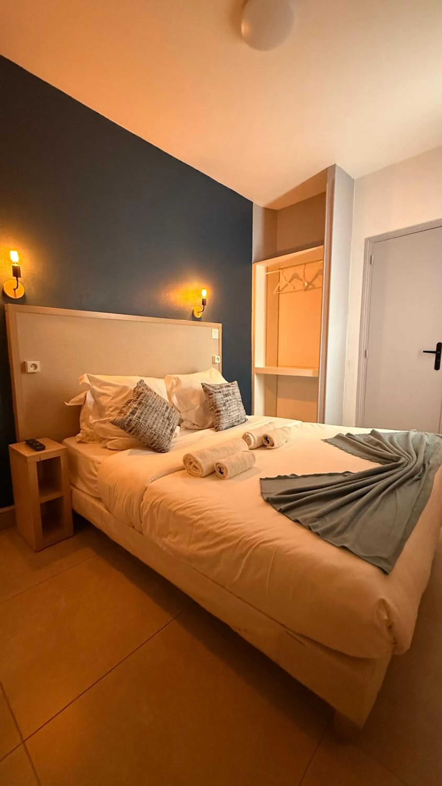 Bed in Hôtel de Choisy