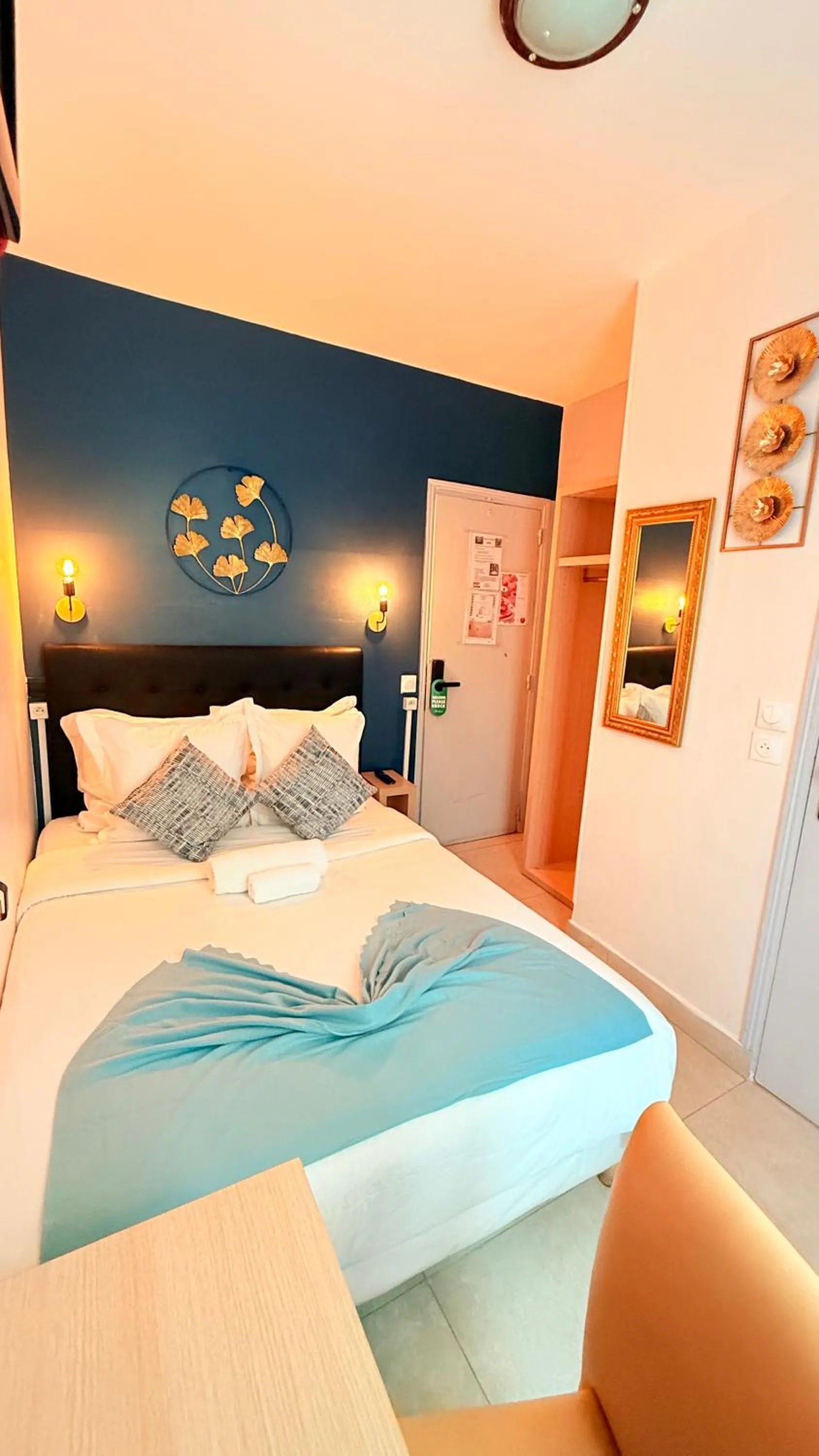 Bed in Hôtel de Choisy