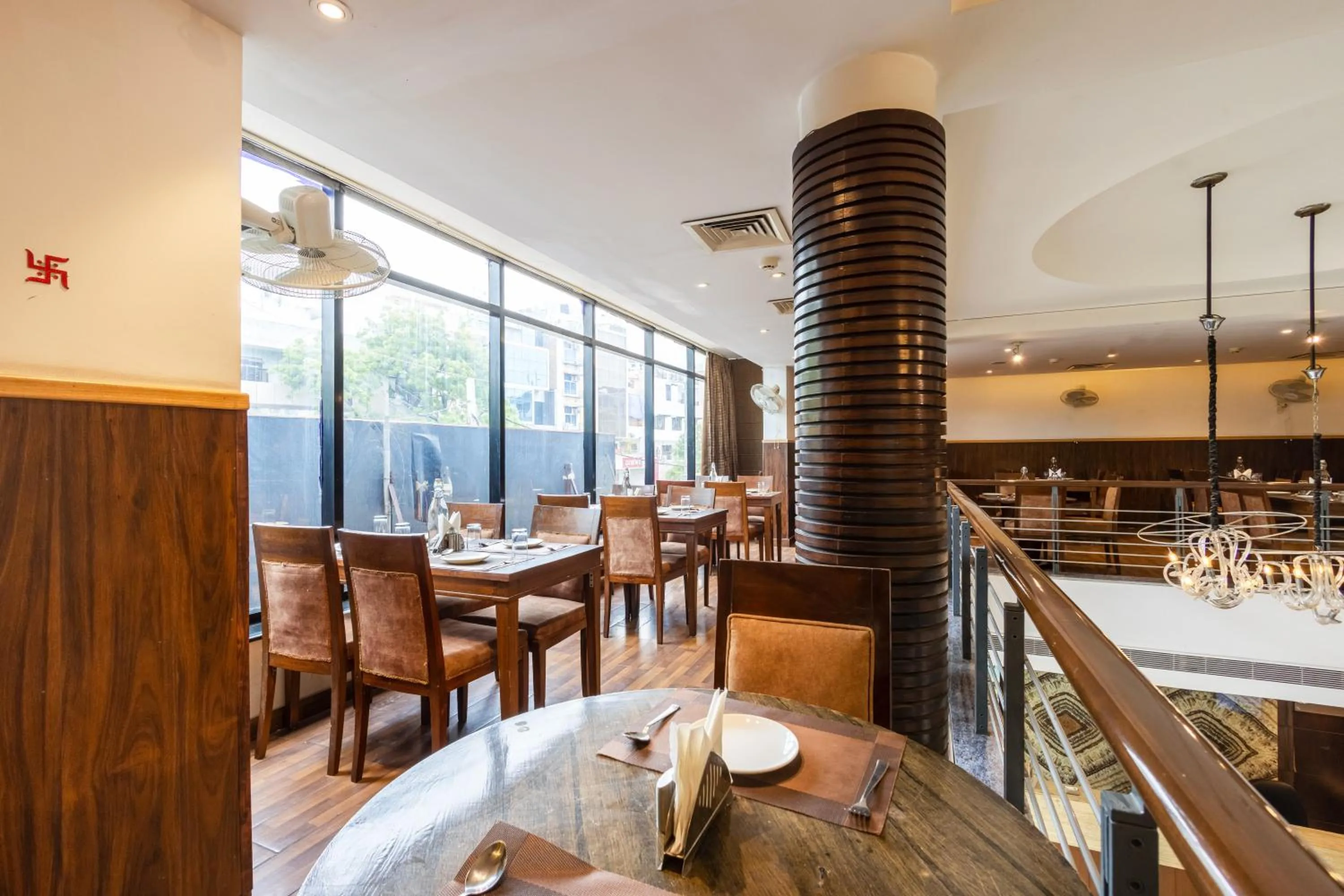 Restaurant/places to eat in Hotel Arch Plaza at Yashobhoomi By Arch Group